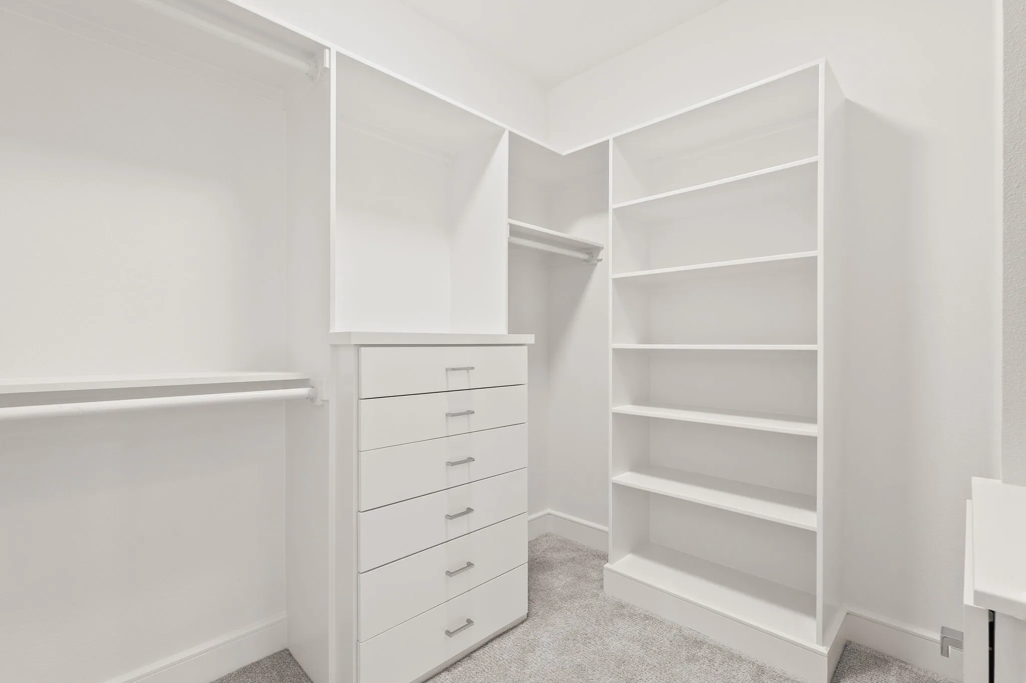 Single Family Residence For Sale in Dallas County , 1211 Seminole Drive, Richardson, Texas 75080, 5 Bedroom, 6 Bathroom, 2 Garage spaces, 5,340 Sqft, built in 2025, New Construction - Complete, mls#21151020, Real Estate Agent in Richardson, Homes For Sale in Dallas county, Homes For Sale in Richardson, Realtor in Richardson Texas, Real Estate Brokerage Independent Realty Texas, Luminita Cordes Realtor