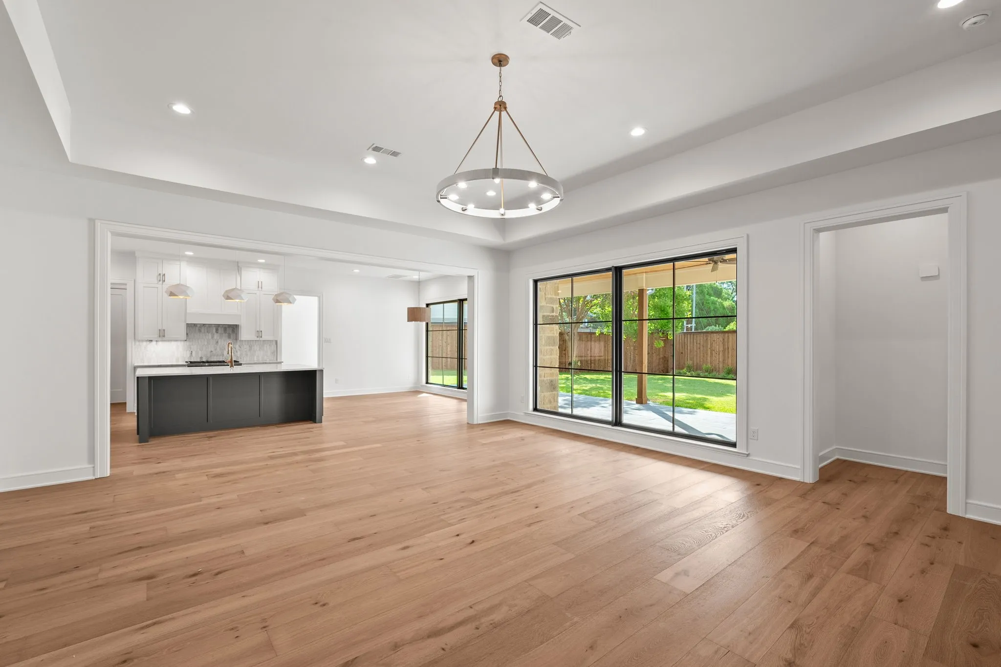 Single Family Residence For Sale in Dallas County , 1211 Seminole Drive, Richardson, Texas 75080, 5 Bedroom, 6 Bathroom, 2 Garage spaces, 5,340 Sqft, built in 2025, New Construction - Complete, mls#21151020, Real Estate Agent in Richardson, Homes For Sale in Dallas county, Homes For Sale in Richardson, Realtor in Richardson Texas, Real Estate Brokerage Independent Realty Texas, Luminita Cordes Realtor