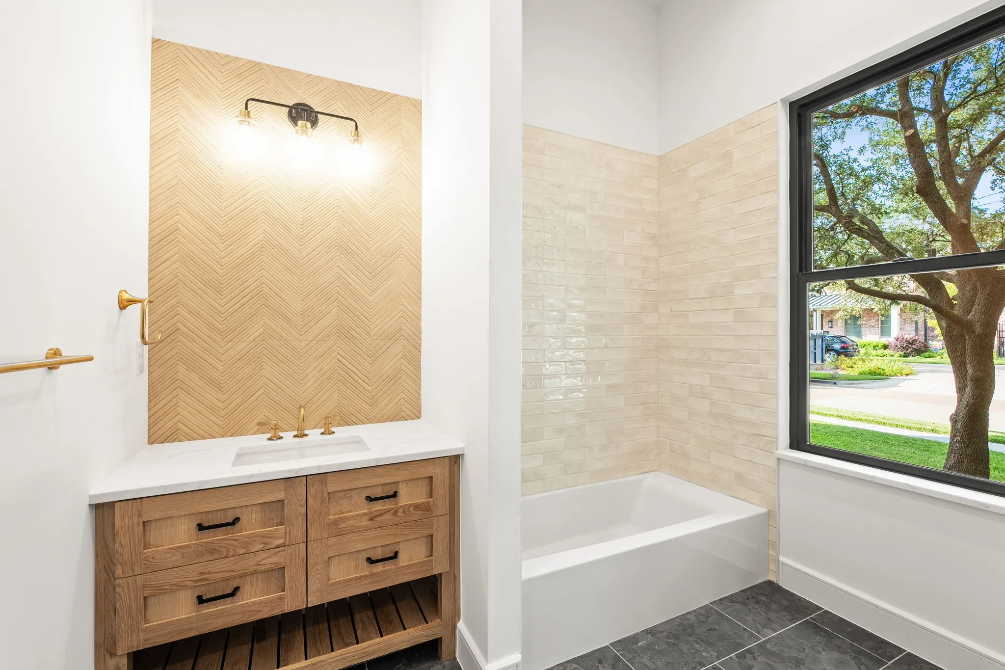 Single Family Residence For Sale in Dallas County , 1211 Seminole Drive, Richardson, Texas 75080, 5 Bedroom, 6 Bathroom, 2 Garage spaces, 5,340 Sqft, built in 2025, New Construction - Complete, mls#21151020, Real Estate Agent in Richardson, Homes For Sale in Dallas county, Homes For Sale in Richardson, Realtor in Richardson Texas, Real Estate Brokerage Independent Realty Texas, Luminita Cordes Realtor