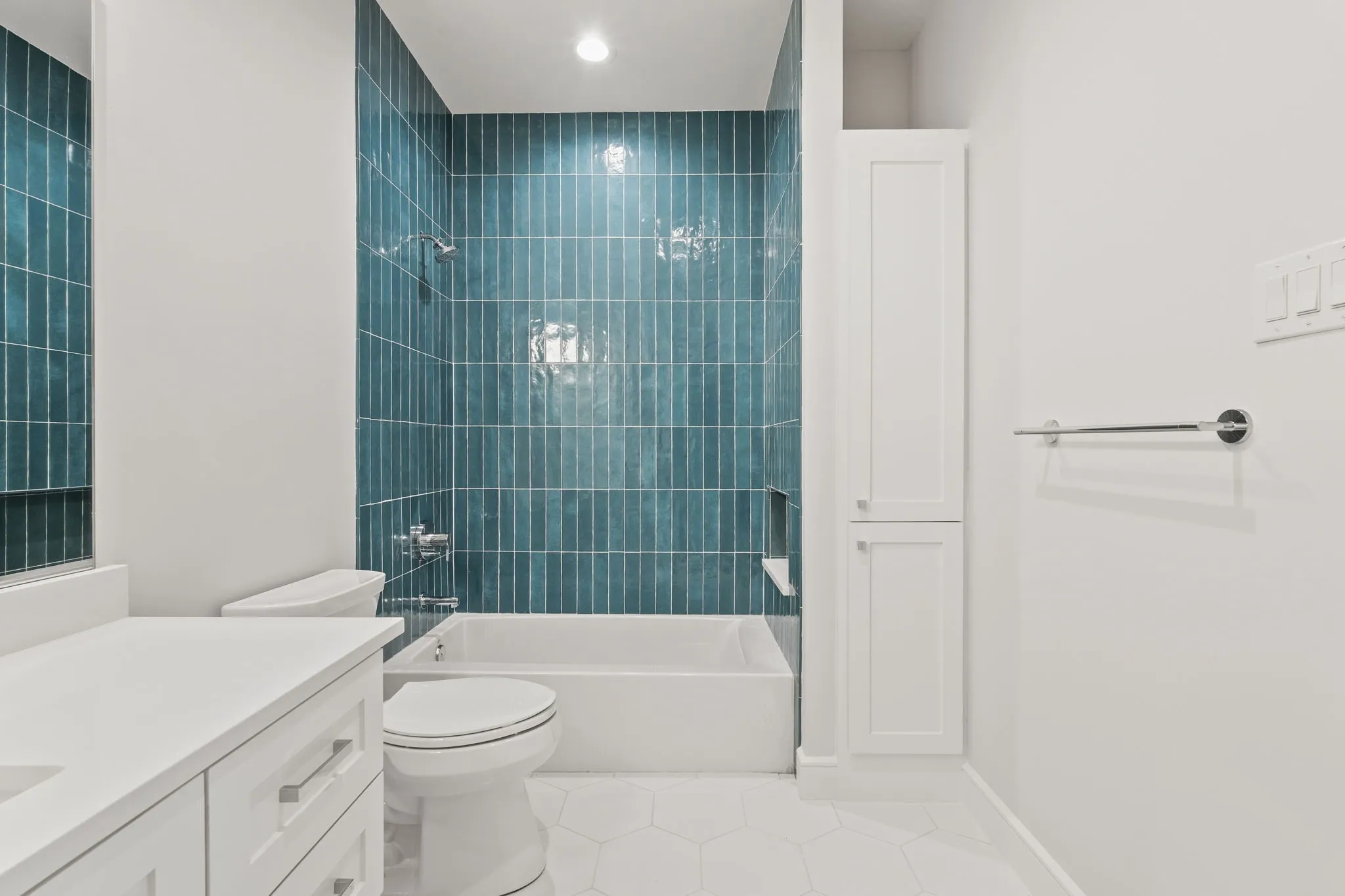 Single Family Residence For Sale in Dallas County , 1211 Seminole Drive, Richardson, Texas 75080, 5 Bedroom, 6 Bathroom, 2 Garage spaces, 5,340 Sqft, built in 2025, New Construction - Complete, mls#21151020, Real Estate Agent in Richardson, Homes For Sale in Dallas county, Homes For Sale in Richardson, Realtor in Richardson Texas, Real Estate Brokerage Independent Realty Texas, Luminita Cordes Realtor