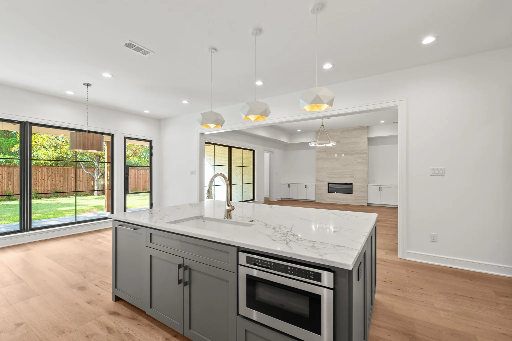 Single Family Residence For Sale in Dallas County , 1211 Seminole Drive, Richardson, Texas 75080, 5 Bedroom, 6 Bathroom, 2 Garage spaces, 5,340 Sqft, built in 2025, New Construction - Complete, mls#21151020, Real Estate Agent in Richardson, Homes For Sale in Dallas county, Homes For Sale in Richardson, Realtor in Richardson Texas, Real Estate Brokerage Independent Realty Texas, Luminita Cordes Realtor