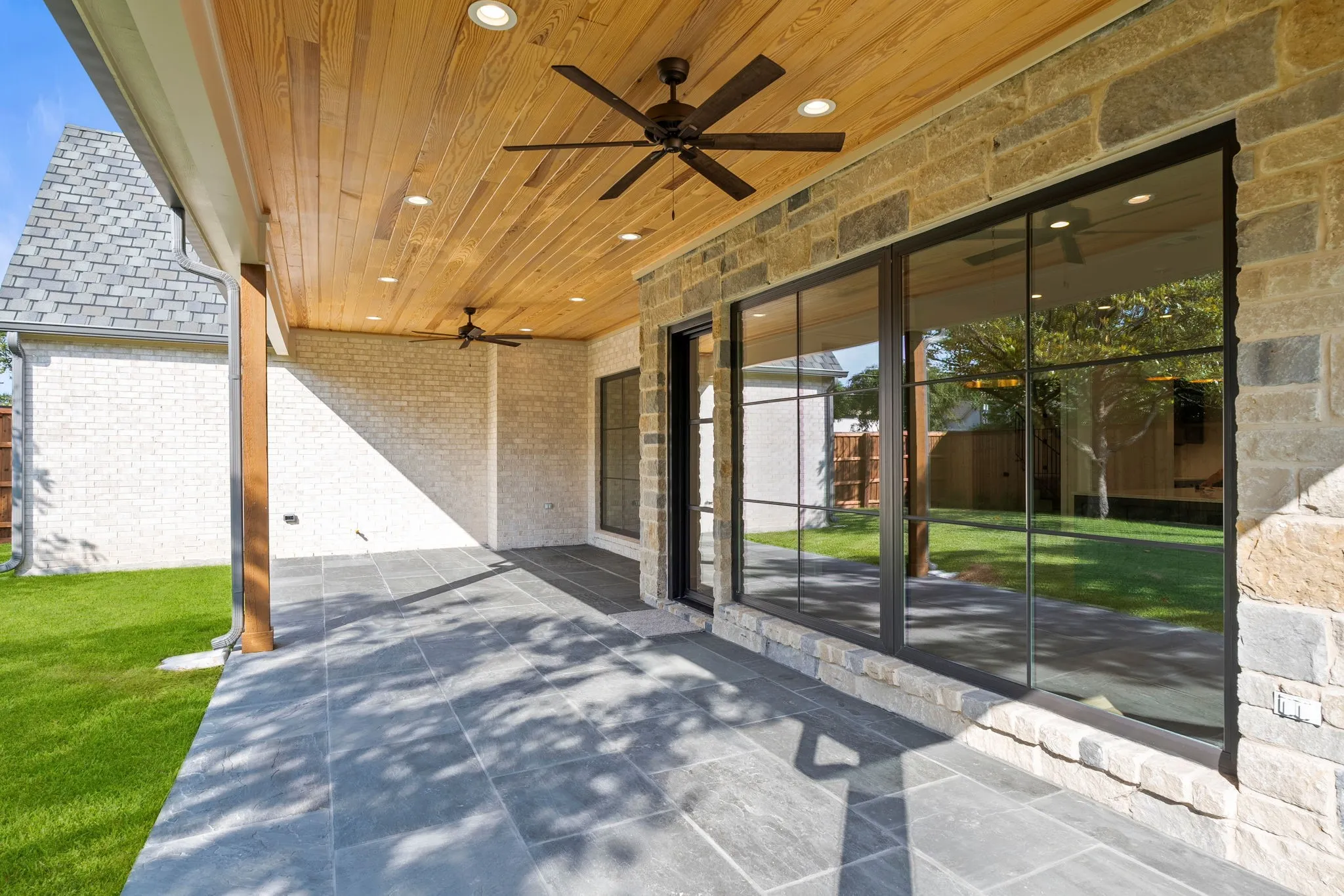 Single Family Residence For Sale in Dallas County , 1211 Seminole Drive, Richardson, Texas 75080, 5 Bedroom, 6 Bathroom, 2 Garage spaces, 5,340 Sqft, built in 2025, New Construction - Complete, mls#21151020, Real Estate Agent in Richardson, Homes For Sale in Dallas county, Homes For Sale in Richardson, Realtor in Richardson Texas, Real Estate Brokerage Independent Realty Texas, Luminita Cordes Realtor