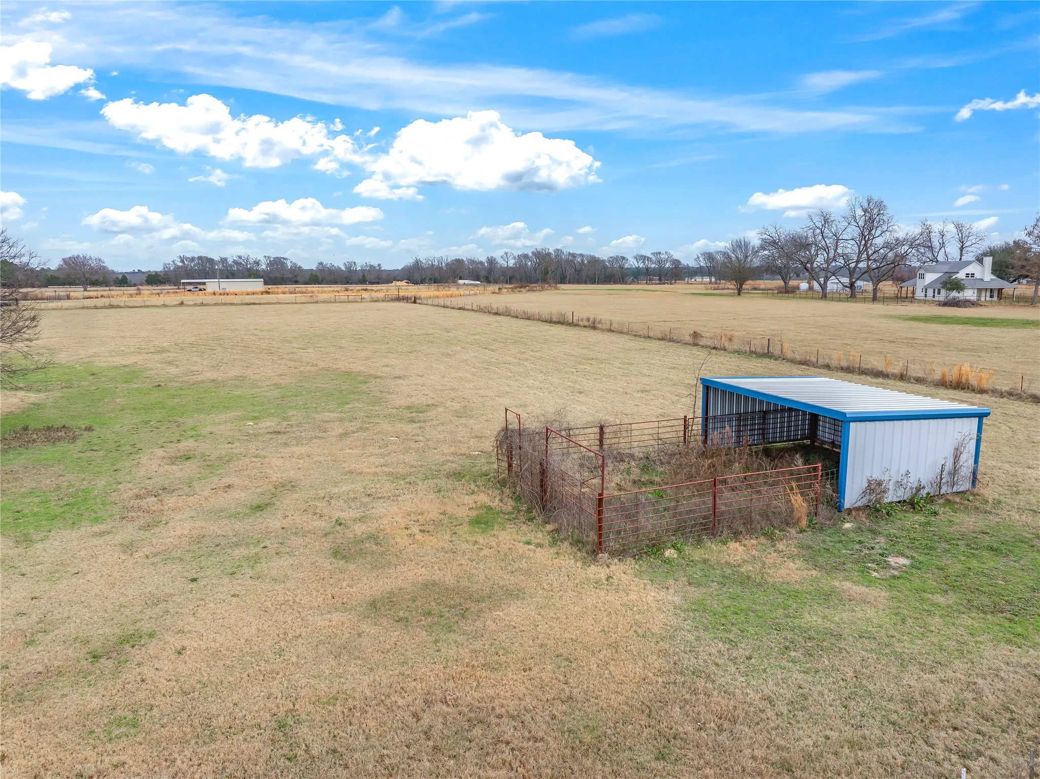 Farm For Sale in Van Zandt County , 370 VZ County Road 4134, Canton, Texas 75103, 4 Bedroom, 3 Bathroom, Garage spaces, 2,624 Sqft, built in 2011, Preowned, mls#21128574, Real Estate Agent in Canton, Homes For Sale in Van Zandt county, Homes For Sale in Canton, Realtor in Canton Texas, Real Estate Brokerage Independent Realty Texas, Luminita Cordes Realtor