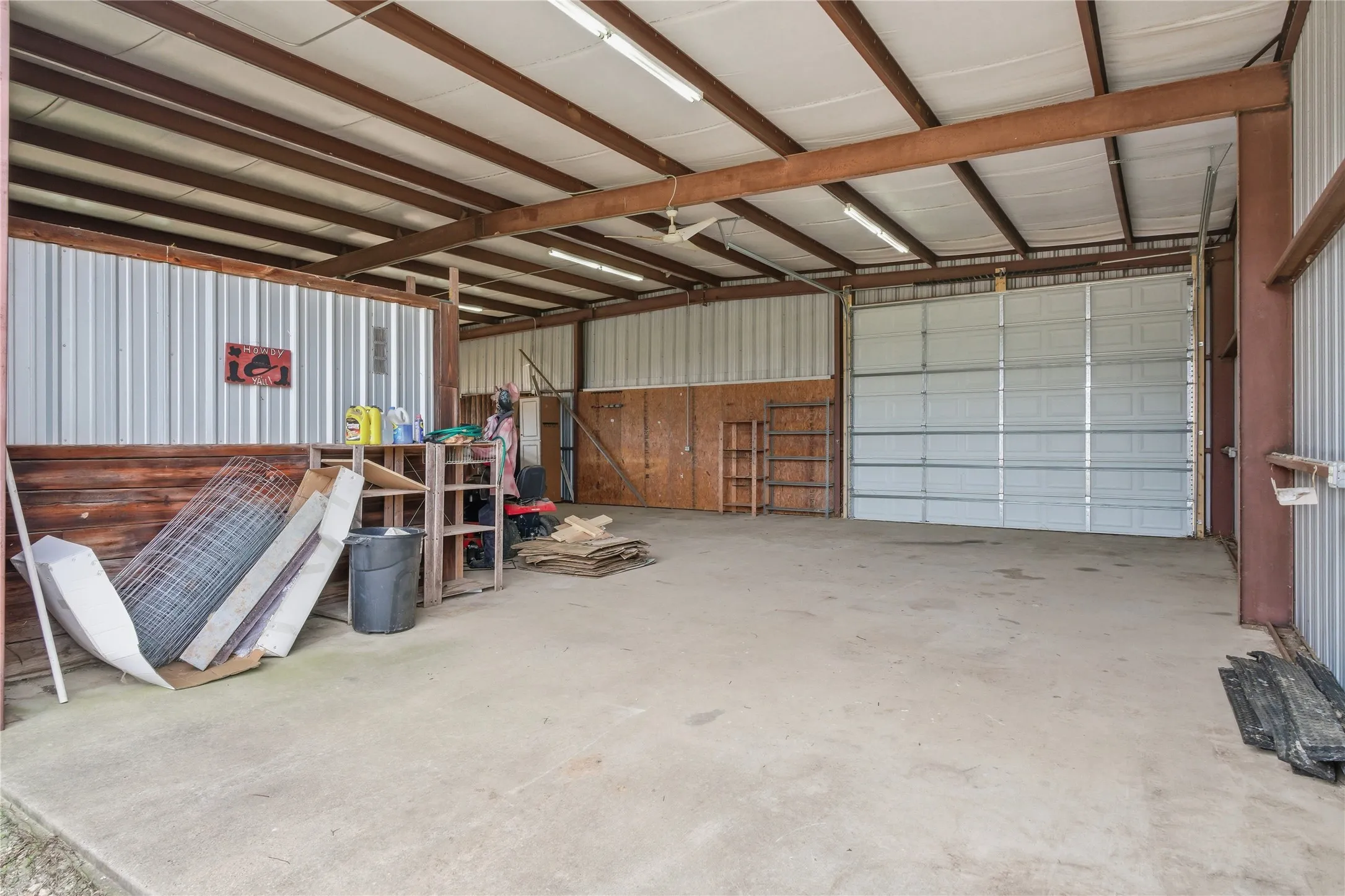 Farm For Sale in Van Zandt County , 370 VZ County Road 4134, Canton, Texas 75103, 4 Bedroom, 3 Bathroom, Garage spaces, 2,624 Sqft, built in 2011, Preowned, mls#21128574, Real Estate Agent in Canton, Homes For Sale in Van Zandt county, Homes For Sale in Canton, Realtor in Canton Texas, Real Estate Brokerage Independent Realty Texas, Luminita Cordes Realtor