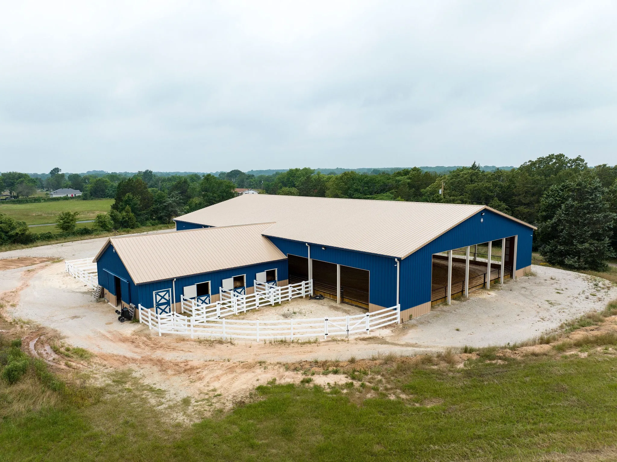 Farm For Sale in Van Zandt County , 370 VZ County Road 4134, Canton, Texas 75103, 4 Bedroom, 3 Bathroom, Garage spaces, 2,624 Sqft, built in 2011, Preowned, mls#21128574, Real Estate Agent in Canton, Homes For Sale in Van Zandt county, Homes For Sale in Canton, Realtor in Canton Texas, Real Estate Brokerage Independent Realty Texas, Luminita Cordes Realtor