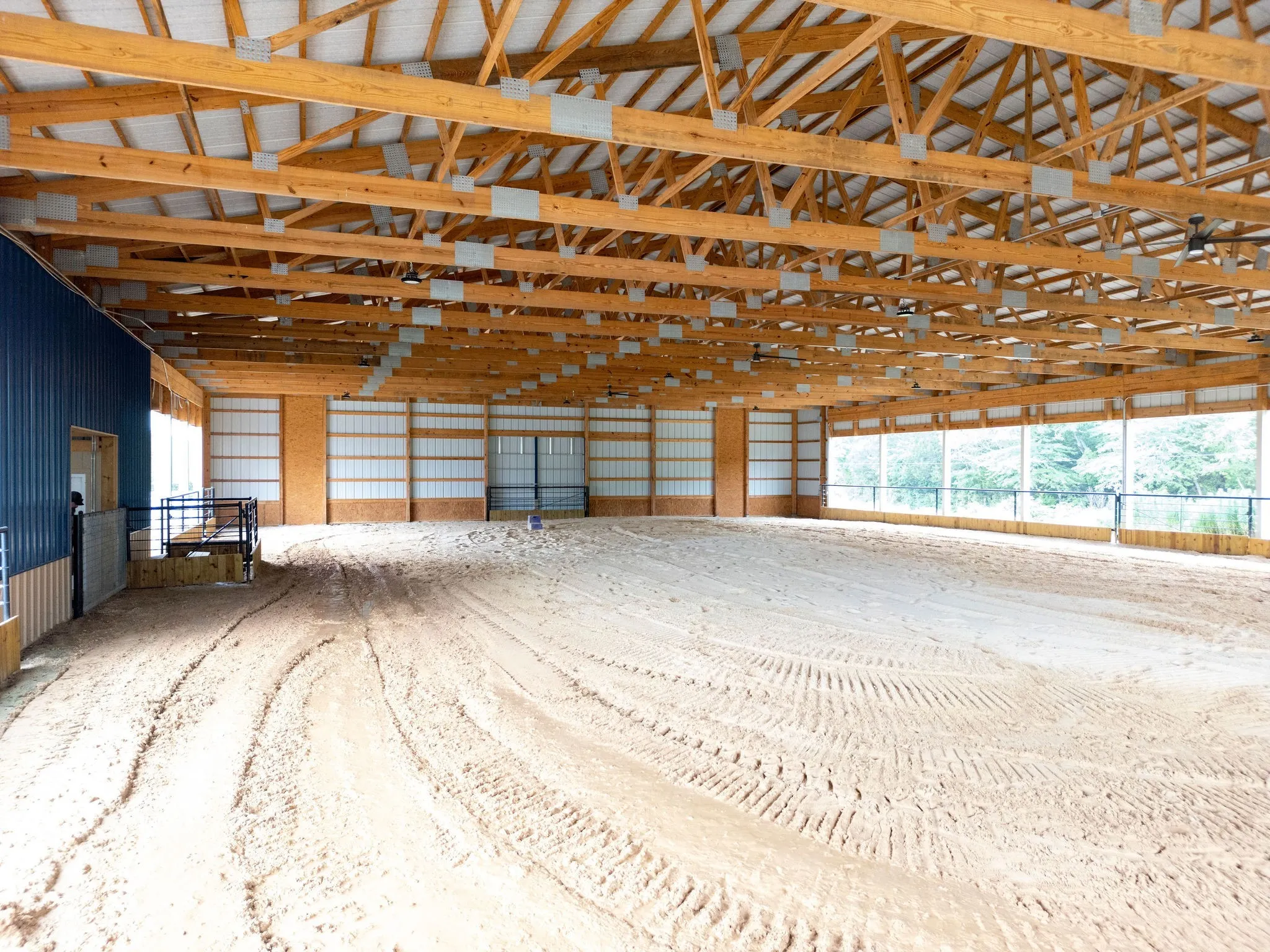Farm For Sale in Van Zandt County , 370 VZ County Road 4134, Canton, Texas 75103, 4 Bedroom, 3 Bathroom, Garage spaces, 2,624 Sqft, built in 2011, Preowned, mls#21128574, Real Estate Agent in Canton, Homes For Sale in Van Zandt county, Homes For Sale in Canton, Realtor in Canton Texas, Real Estate Brokerage Independent Realty Texas, Luminita Cordes Realtor