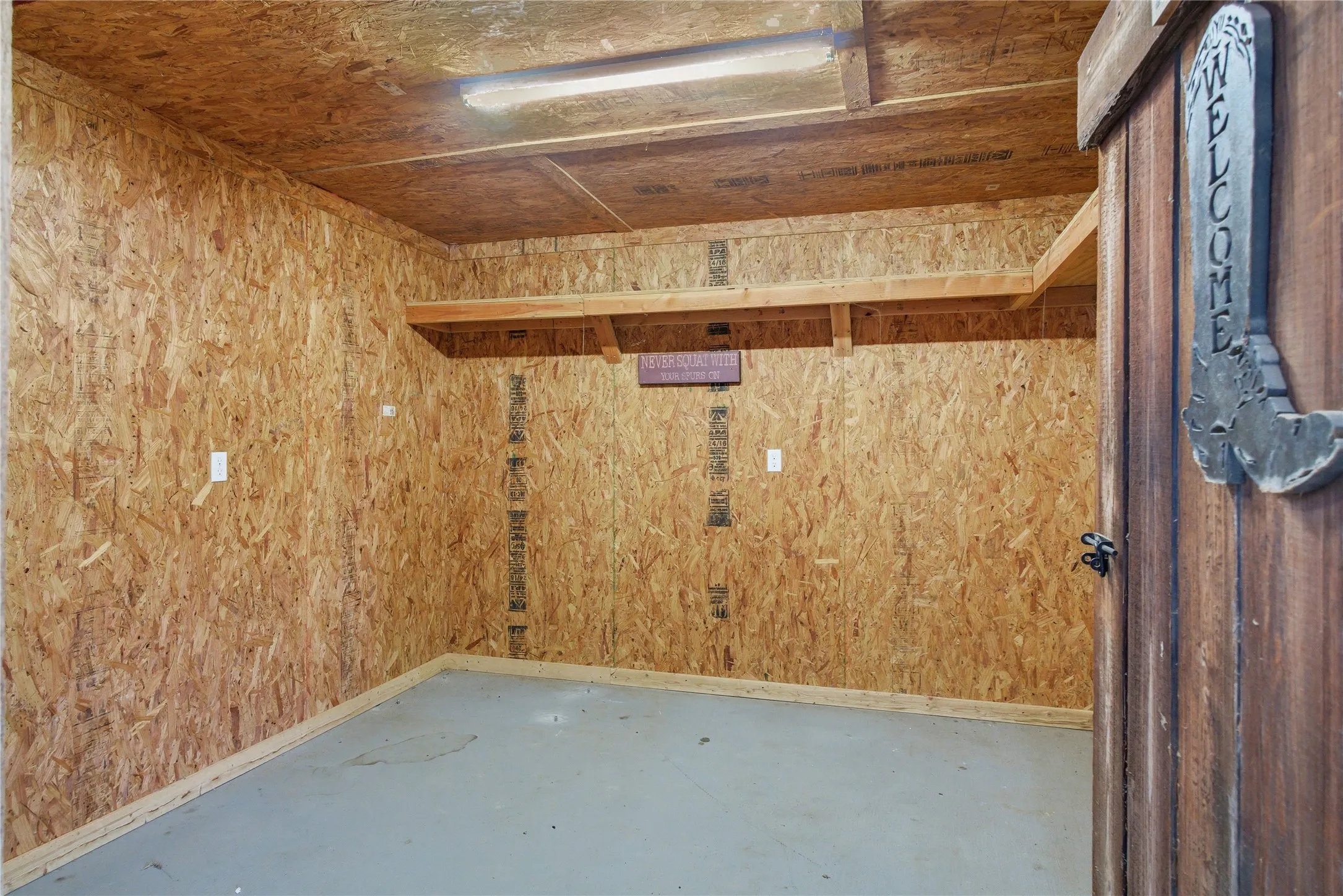 Farm For Sale in Van Zandt County , 370 VZ County Road 4134, Canton, Texas 75103, 4 Bedroom, 3 Bathroom, Garage spaces, 2,624 Sqft, built in 2011, Preowned, mls#21128574, Real Estate Agent in Canton, Homes For Sale in Van Zandt county, Homes For Sale in Canton, Realtor in Canton Texas, Real Estate Brokerage Independent Realty Texas, Luminita Cordes Realtor
