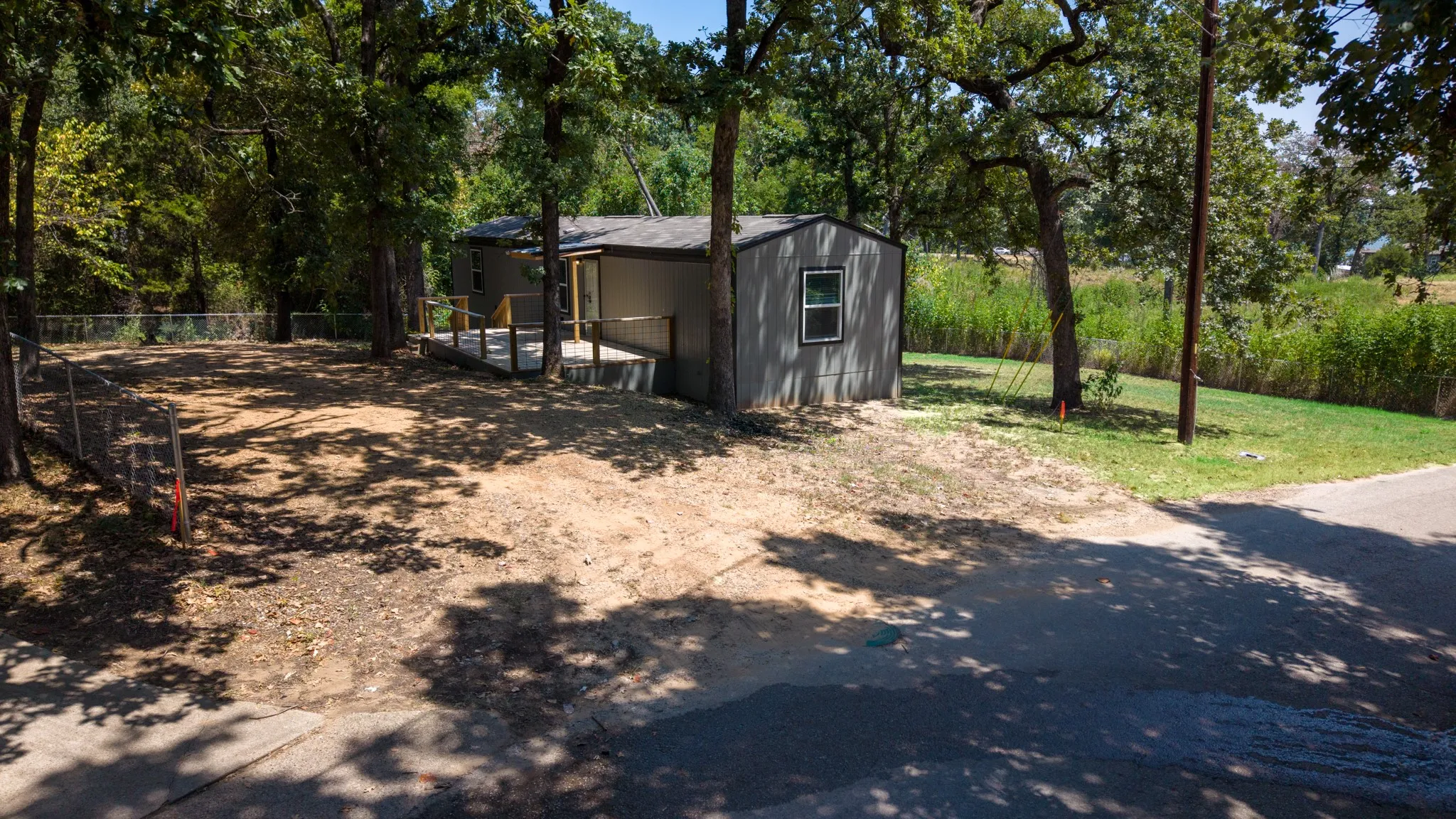 Mobile Home For Sale in Henderson County , 721 Queens Drive, Tool, Texas 75143, 3 Bedroom, 2 Bathroom, Garage spaces, 924 Sqft, built in 2025, mls#21151420, Real Estate Agent in Tool, Homes For Sale in Henderson county, Homes For Sale in Tool, Realtor in Tool Texas, Real Estate Brokerage Independent Realty Texas, Luminita Cordes Realtor