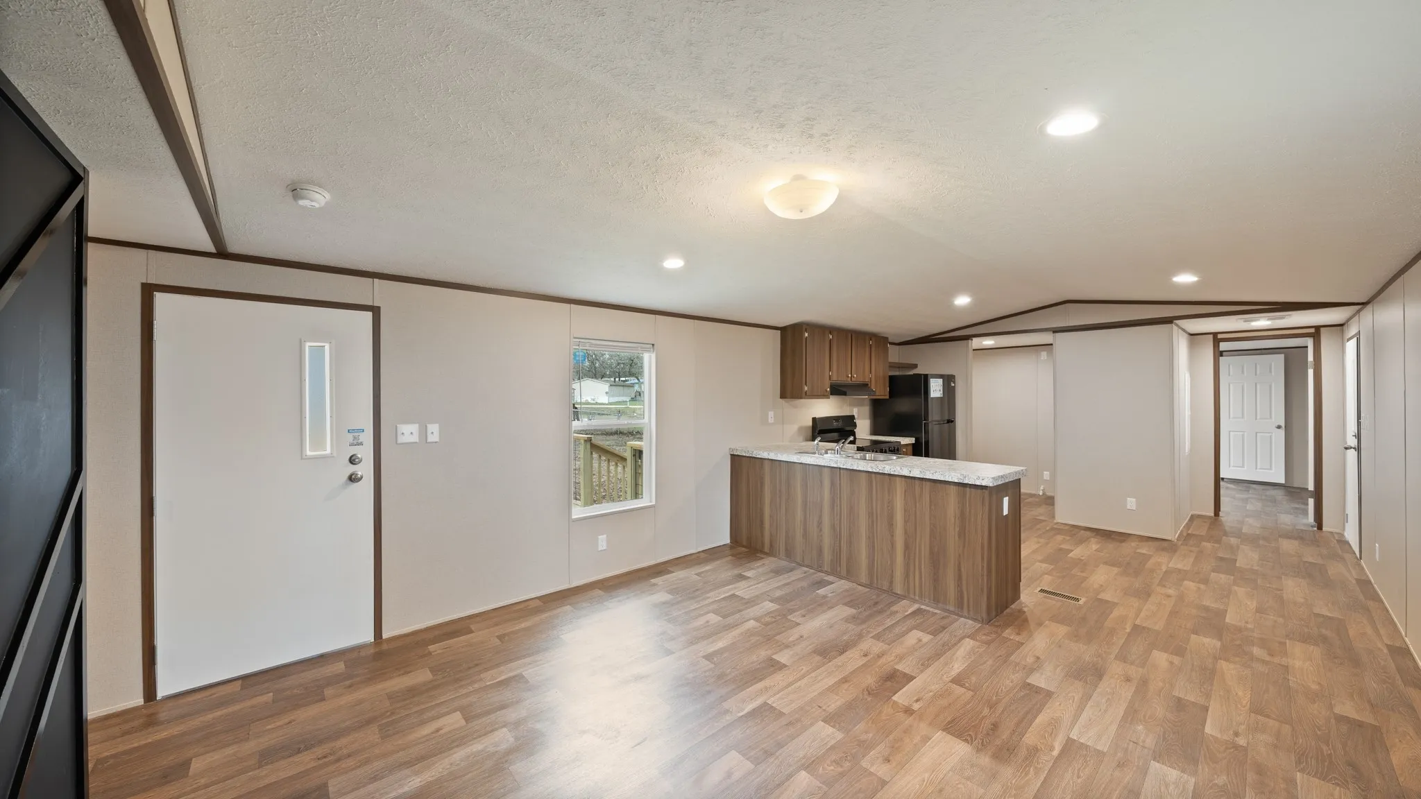 Mobile Home For Sale in Henderson County , 721 Queens Drive, Tool, Texas 75143, 3 Bedroom, 2 Bathroom, Garage spaces, 924 Sqft, built in 2025, mls#21151420, Real Estate Agent in Tool, Homes For Sale in Henderson county, Homes For Sale in Tool, Realtor in Tool Texas, Real Estate Brokerage Independent Realty Texas, Luminita Cordes Realtor
