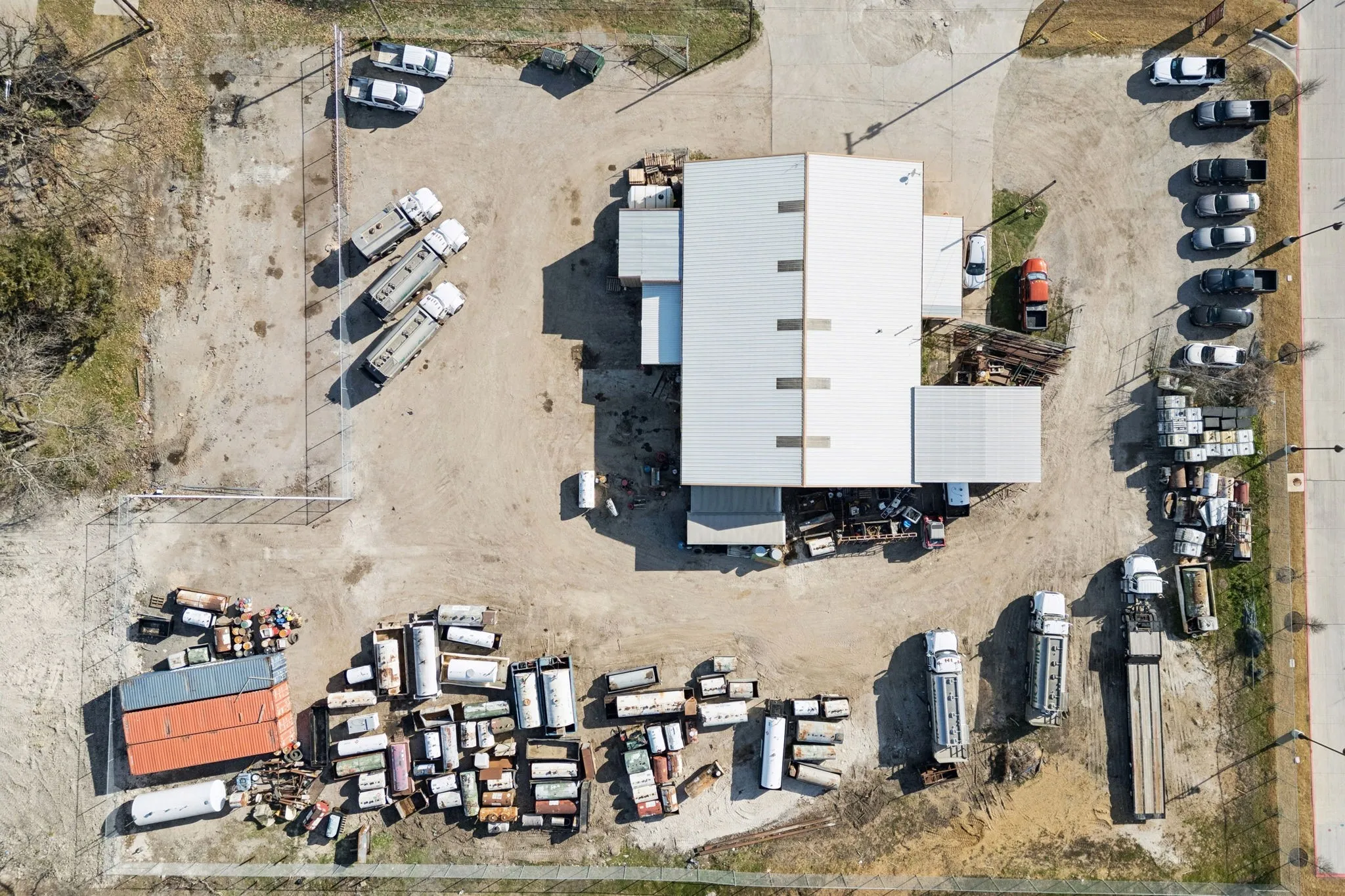Industrial For Sale in Collin County , 313 Main Street, Mc Kinney, Texas 75069, 0, 0, Garage spaces, 0 Sqft, built in 1985, Preowned, Price $4,000,000, mls#21146051, Real Estate Agent in Mc Kinney, Homes For Sale in Collin county, Homes For Sale in Mc Kinney, Realtor in Mc Kinney Texas, Real Estate Brokerage Independent Realty Texas, Luminita Cordes Realtor