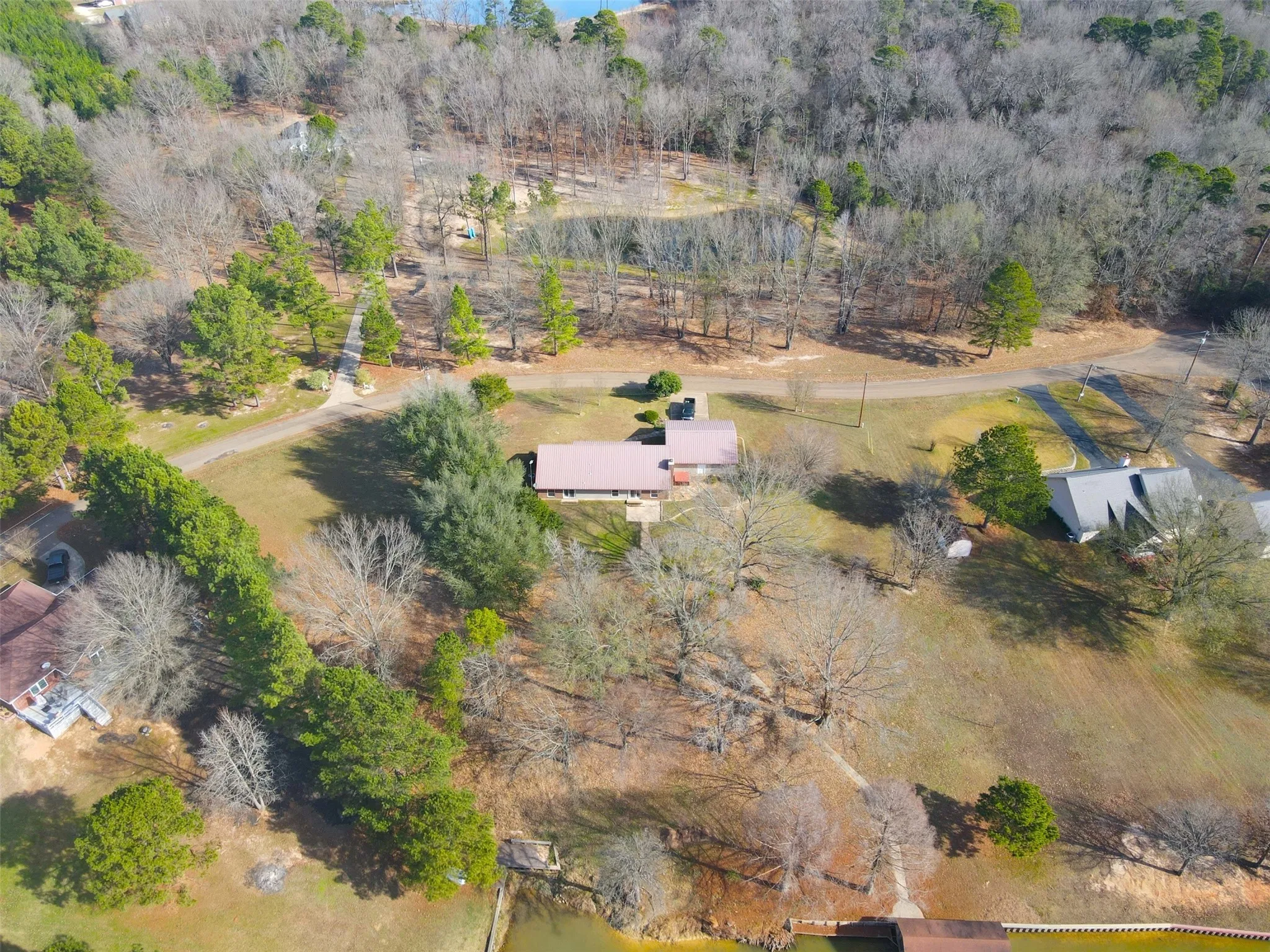 Single Family Residence For Sale in Titus County , 132 CR 2933, Pittsburg, Texas 75686, 3 Bedroom, 2 Bathroom, 2 Garage spaces, 175 Sqft, built in 1986, mls#21151545, Real Estate Agent in Pittsburg, Homes For Sale in Titus county, Homes For Sale in Pittsburg, Realtor in Pittsburg Texas, Real Estate Brokerage Independent Realty Texas, Luminita Cordes Realtor