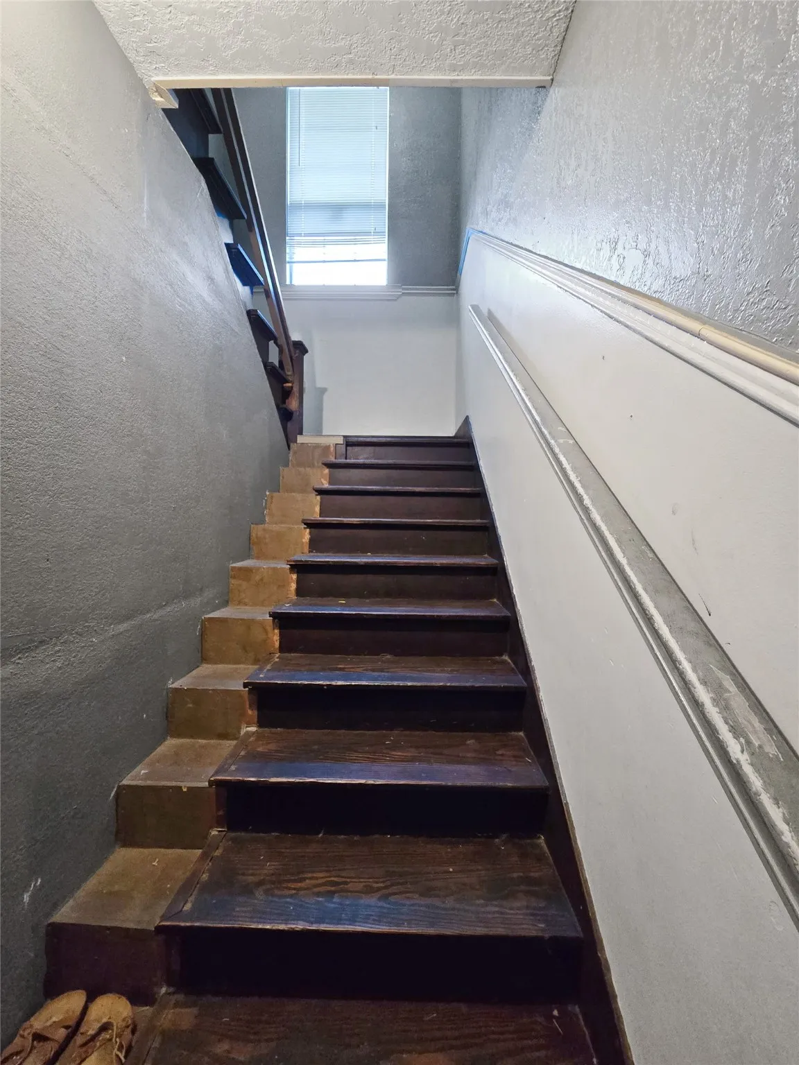 Triplex For Sale in Kaufman County , 507 W Nash Street, Terrell, Texas 75160, 6 Bedroom, 4 Bathroom, Garage spaces, 0 Sqft, built in 1917, Preowned, mls#21151671, Real Estate Agent in Terrell, Homes For Sale in Kaufman county, Homes For Sale in Terrell, Realtor in Terrell Texas, Real Estate Brokerage Independent Realty Texas, Luminita Cordes Realtor
