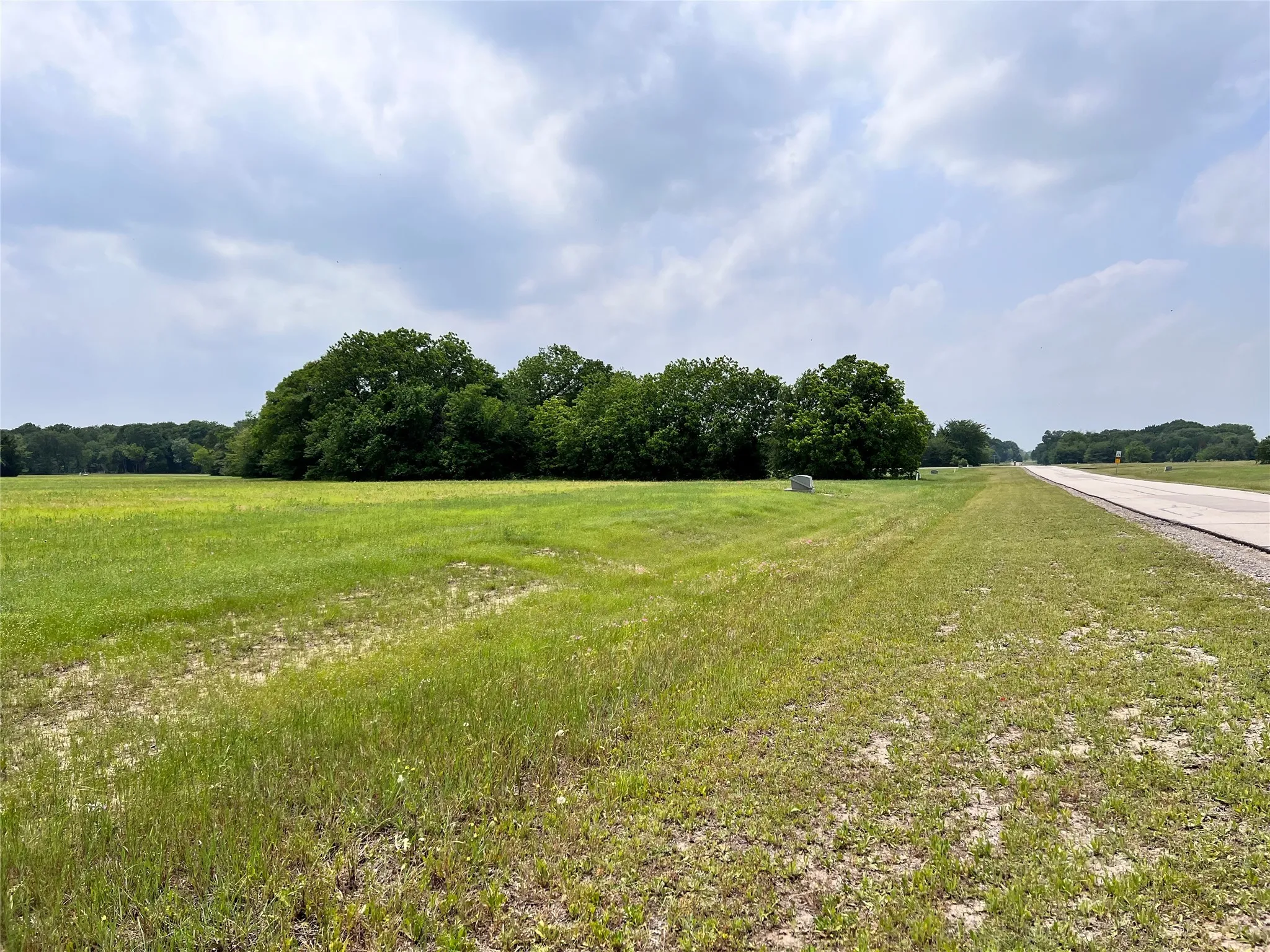 Unimproved Land For Sale in Navarro County , Lot 80 Clubhouse Drive, Corsicana, Texas 75109, 0, 0, Garage spaces, 0 Sqft, built in 0, Price $70,000, mls#21142659, Real Estate Agent in Corsicana, Homes For Sale in Navarro county, Homes For Sale in Corsicana, Realtor in Corsicana Texas, Real Estate Brokerage Independent Realty Texas, Luminita Cordes Realtor