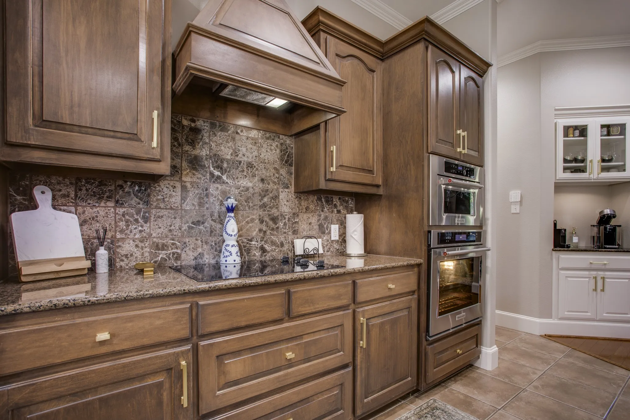 Single Family Residence For Sale in Dallas County , 416 Stone Canyon Drive, Sunnyvale, Texas 75182, 4 Bedroom, 4 Bathroom, 3 Garage spaces, 3,293 Sqft, built in 2002, Preowned, mls#21144557, Real Estate Agent in Sunnyvale, Homes For Sale in Dallas county, Homes For Sale in Sunnyvale, Realtor in Sunnyvale Texas, Real Estate Brokerage Independent Realty Texas, Luminita Cordes Realtor