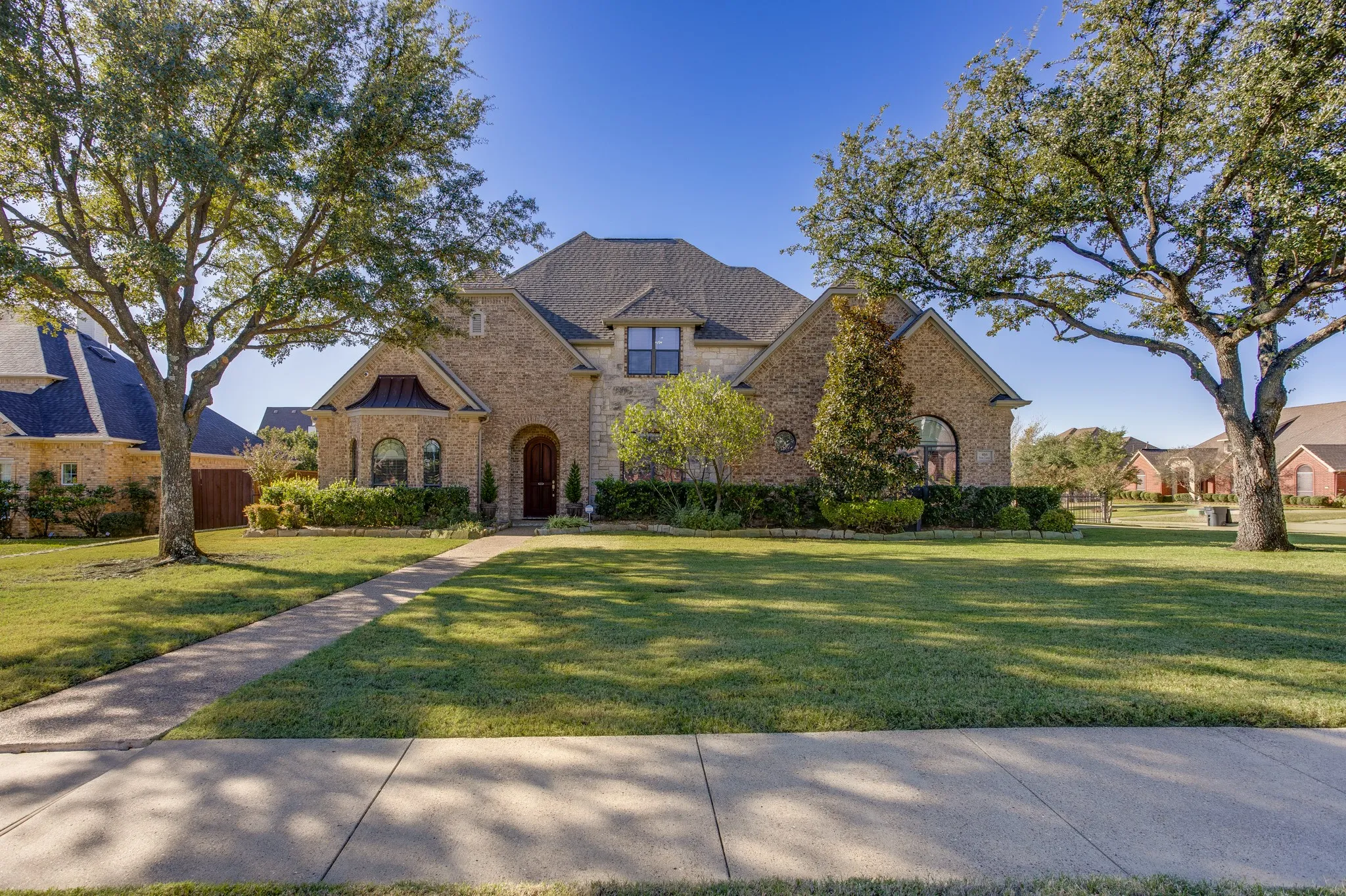 Single Family Residence For Sale in Dallas County , 416 Stone Canyon Drive, Sunnyvale, Texas 75182, 4 Bedroom, 4 Bathroom, 3 Garage spaces, 3,293 Sqft, built in 2002, Preowned, mls#21144557, Real Estate Agent in Sunnyvale, Homes For Sale in Dallas county, Homes For Sale in Sunnyvale, Realtor in Sunnyvale Texas, Real Estate Brokerage Independent Realty Texas, Luminita Cordes Realtor
