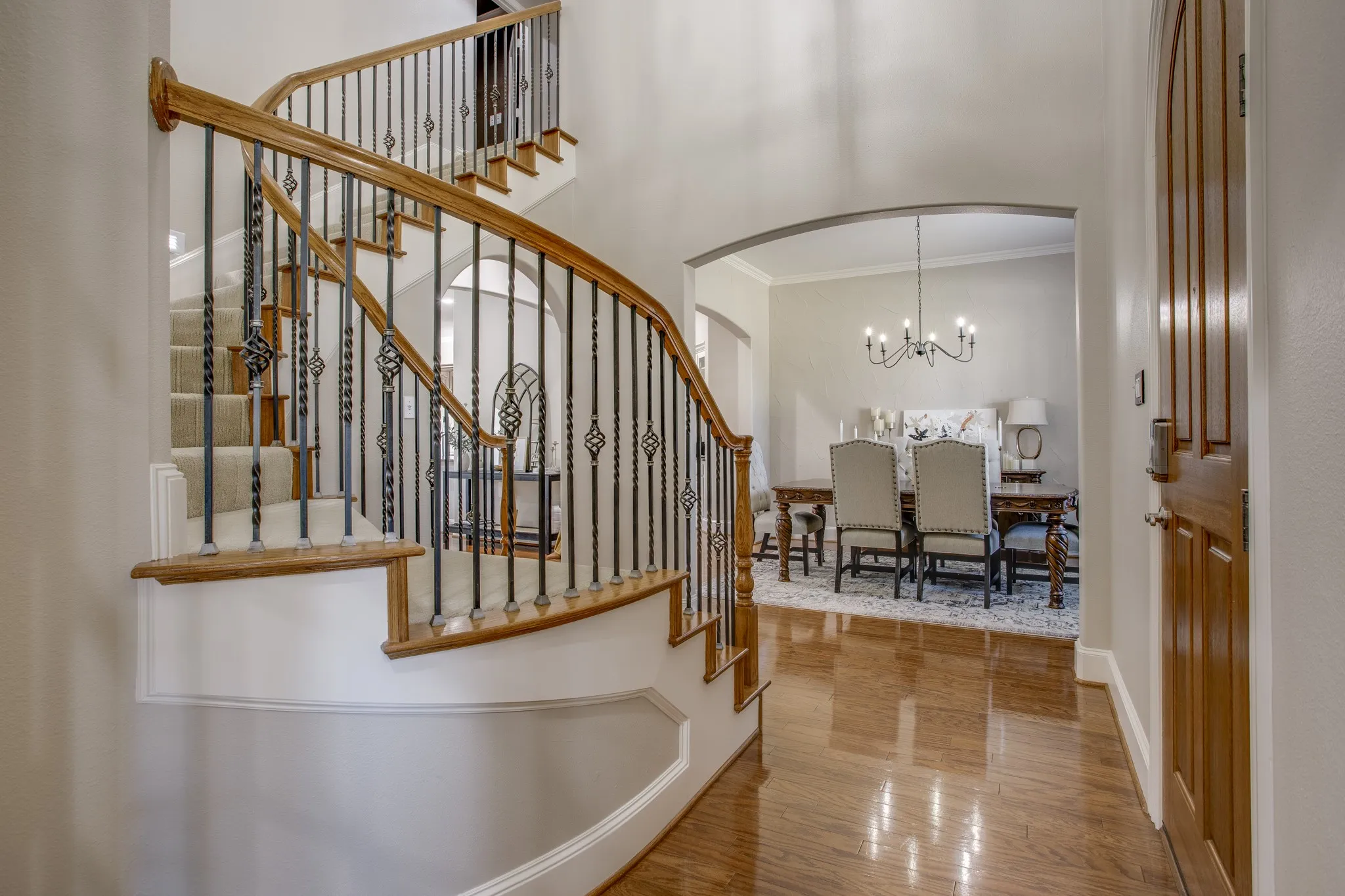Single Family Residence For Sale in Dallas County , 416 Stone Canyon Drive, Sunnyvale, Texas 75182, 4 Bedroom, 4 Bathroom, 3 Garage spaces, 3,293 Sqft, built in 2002, Preowned, mls#21144557, Real Estate Agent in Sunnyvale, Homes For Sale in Dallas county, Homes For Sale in Sunnyvale, Realtor in Sunnyvale Texas, Real Estate Brokerage Independent Realty Texas, Luminita Cordes Realtor