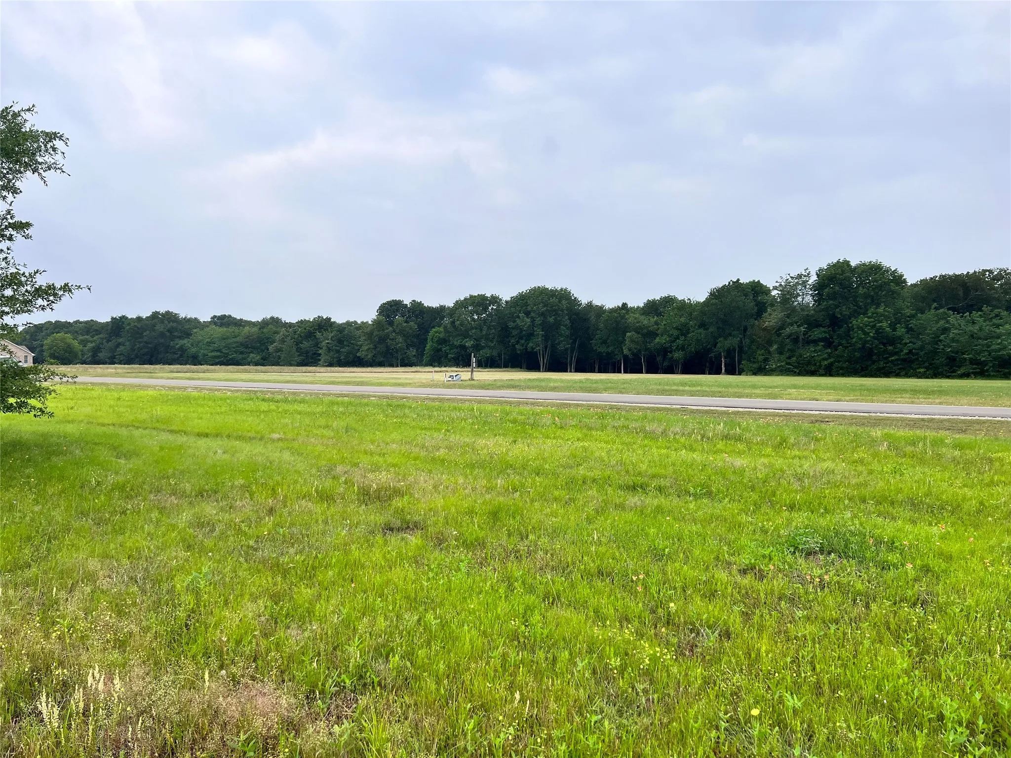 Unimproved Land For Sale in Navarro County , Lot 392 Polaris Drive, Corsicana, Texas 75109, 0, 0, Garage spaces, 0 Sqft, built in 0, Price $70,000, mls#21142536, Real Estate Agent in Corsicana, Homes For Sale in Navarro county, Homes For Sale in Corsicana, Realtor in Corsicana Texas, Real Estate Brokerage Independent Realty Texas, Luminita Cordes Realtor