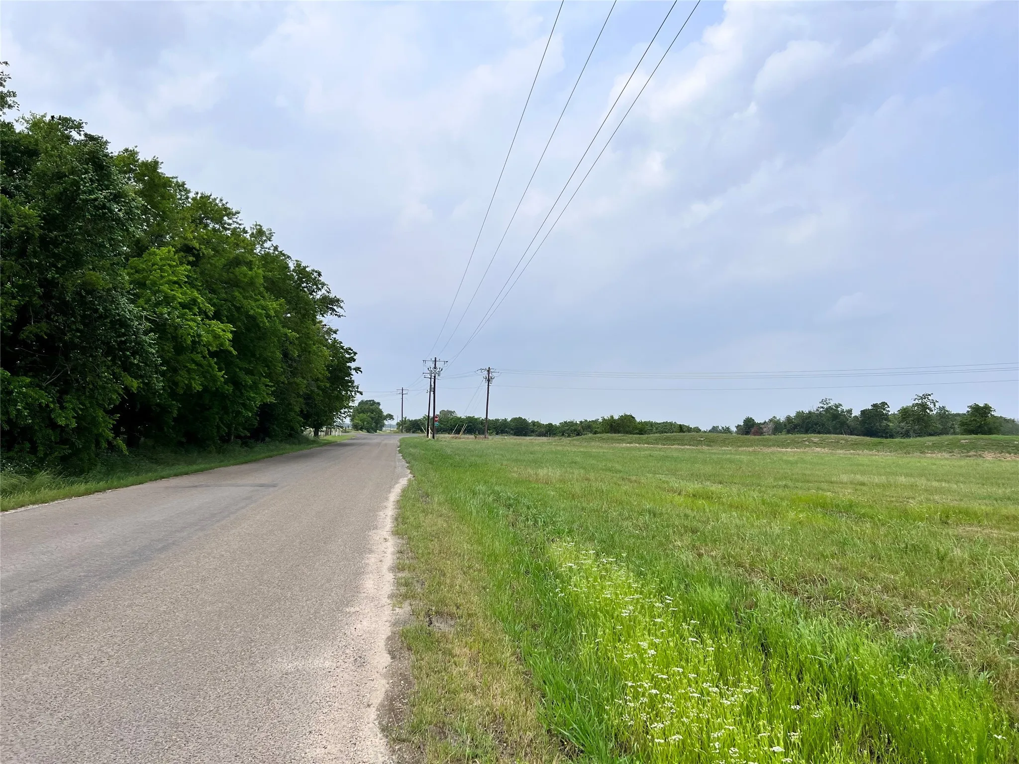 Unimproved Land For Sale in Navarro County , Lot 68 Grandview Drive, Corsicana, Texas 75109, 0, 0, Garage spaces, 0 Sqft, built in 0, Price $70,000, mls#21142745, Real Estate Agent in Corsicana, Homes For Sale in Navarro county, Homes For Sale in Corsicana, Realtor in Corsicana Texas, Real Estate Brokerage Independent Realty Texas, Luminita Cordes Realtor