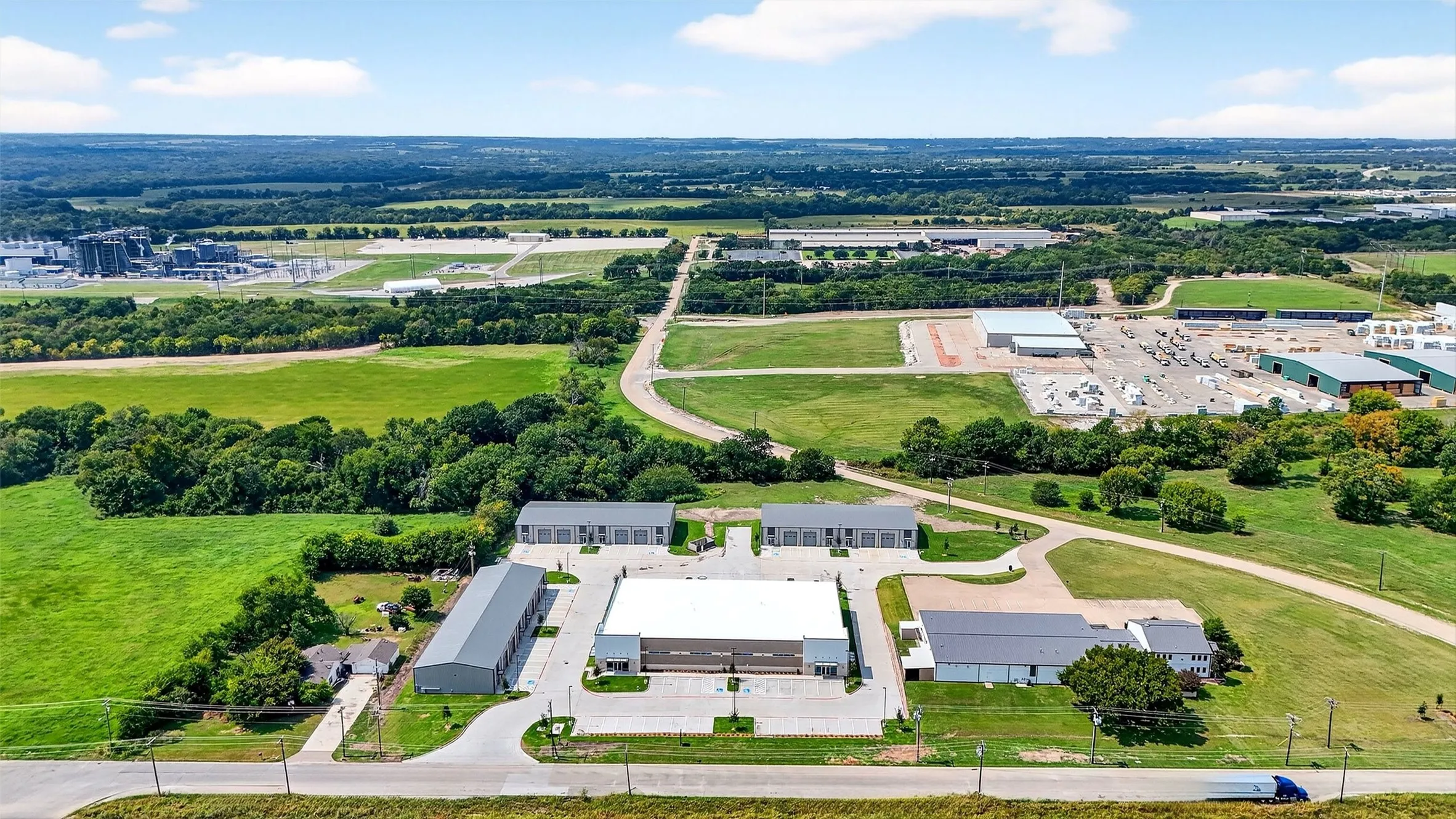 Industrial For Rent in Grayson County , 304 Progress Drive C, Sherman, Texas 75092, 0, 0, Garage spaces, 0 Sqft, built in 2025, New Construction - Complete, Price $3,600, mls#21152117, Real Estate Agent in Sherman, Homes For Rent in Grayson county, Homes For Rent in Sherman, Realtor in Sherman Texas, Real Estate Brokerage Independent Realty Texas, Luminita Cordes Realtor