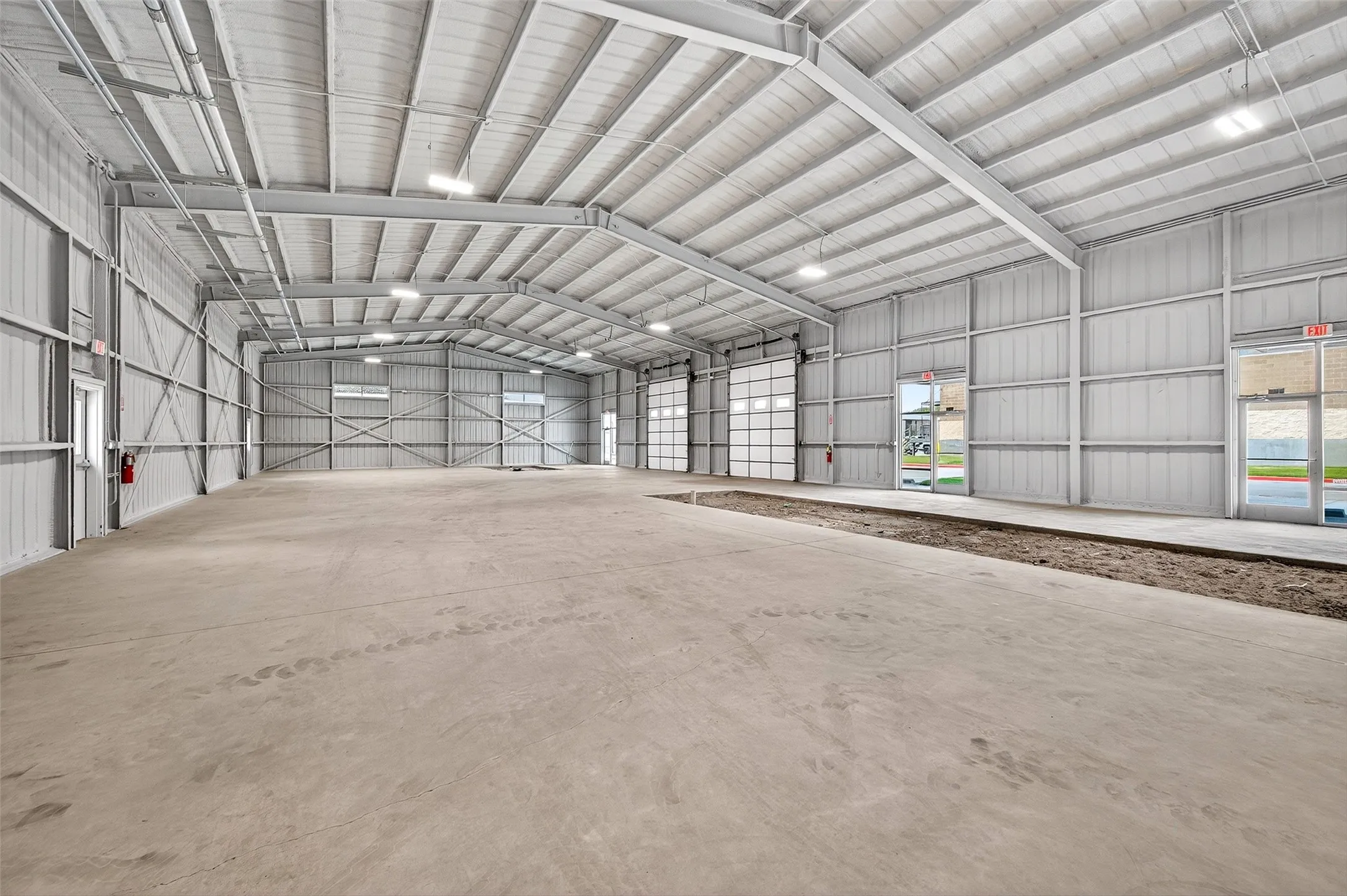 Industrial For Rent in Grayson County , 304 Progress Drive C, Sherman, Texas 75092, 0, 0, Garage spaces, 0 Sqft, built in 2025, New Construction - Complete, Price $3,600, mls#21152117, Real Estate Agent in Sherman, Homes For Rent in Grayson county, Homes For Rent in Sherman, Realtor in Sherman Texas, Real Estate Brokerage Independent Realty Texas, Luminita Cordes Realtor