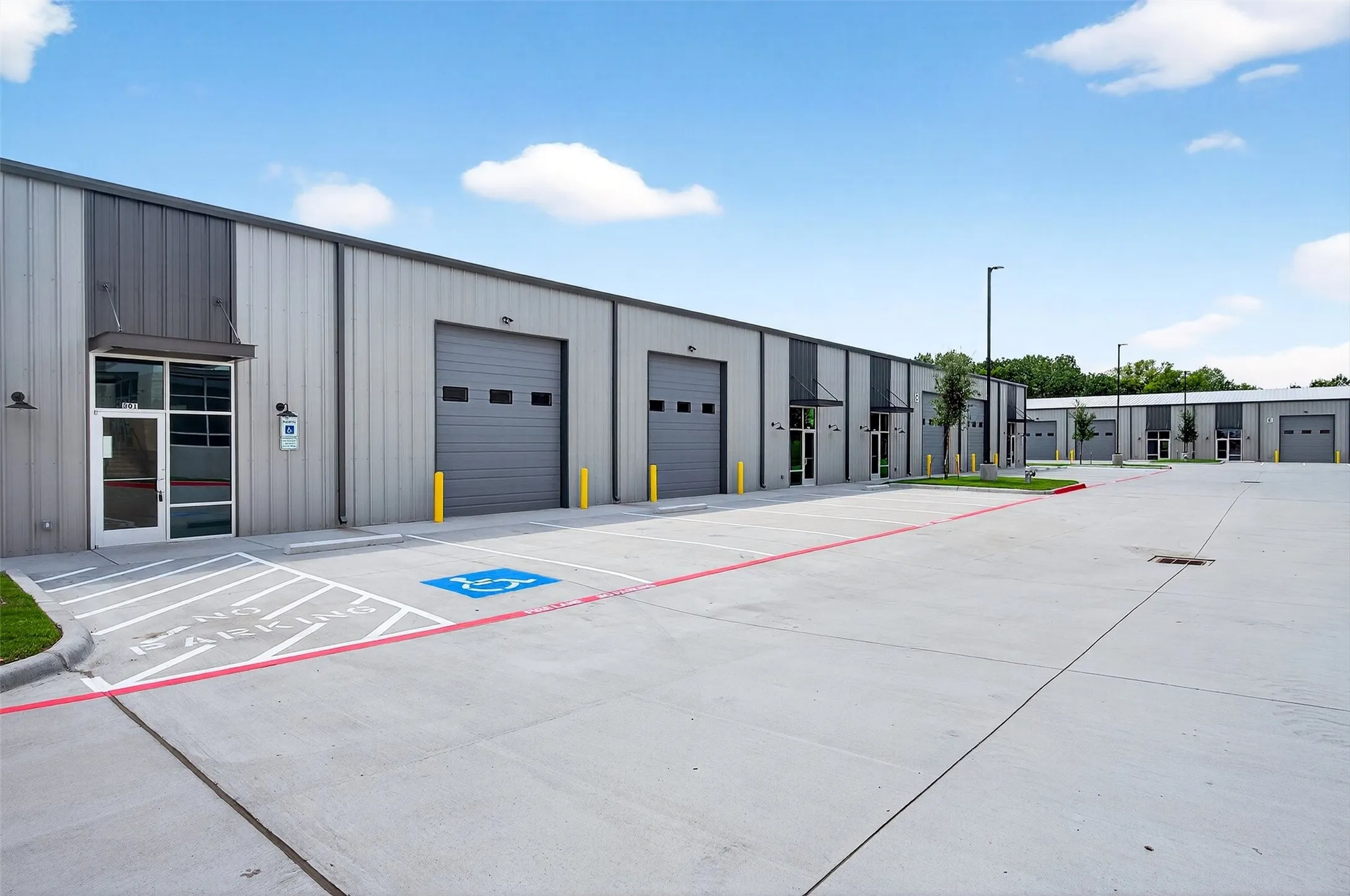 Industrial For Rent in Grayson County , 304 Progress Drive C, Sherman, Texas 75092, 0, 0, Garage spaces, 0 Sqft, built in 2025, New Construction - Complete, Price $3,600, mls#21152117, Real Estate Agent in Sherman, Homes For Rent in Grayson county, Homes For Rent in Sherman, Realtor in Sherman Texas, Real Estate Brokerage Independent Realty Texas, Luminita Cordes Realtor