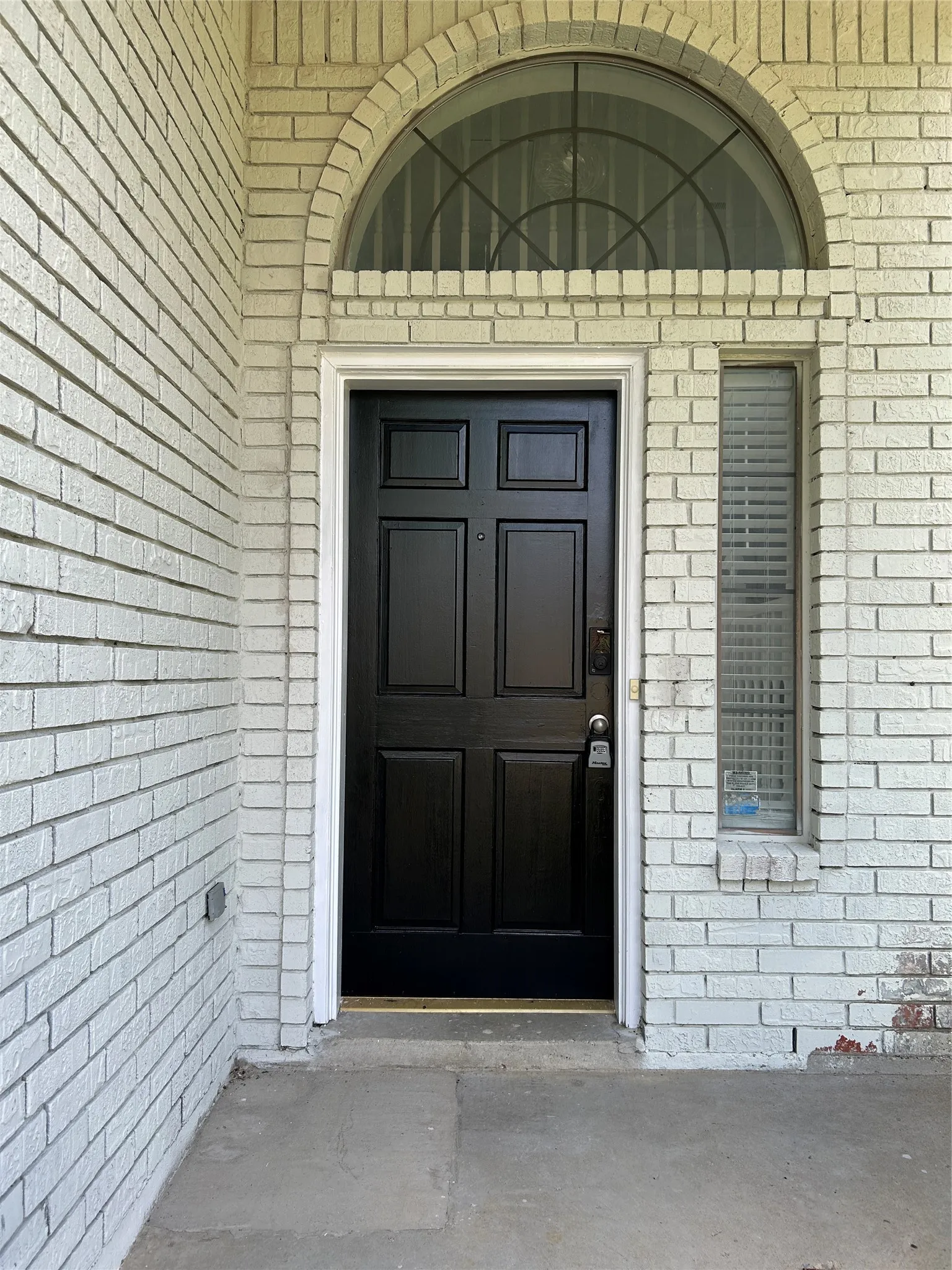 Single Family Residence For Sale in Collin County , 3841 Parkmont Drive, Plano, Texas 75023, 3 Bedroom, 3 Bathroom, 2 Garage spaces, 2,259 Sqft, built in 1987, mls#21152141, Real Estate Agent in Plano, Homes For Sale in Collin county, Homes For Sale in Plano, Realtor in Plano Texas, Real Estate Brokerage Independent Realty Texas, Luminita Cordes Realtor