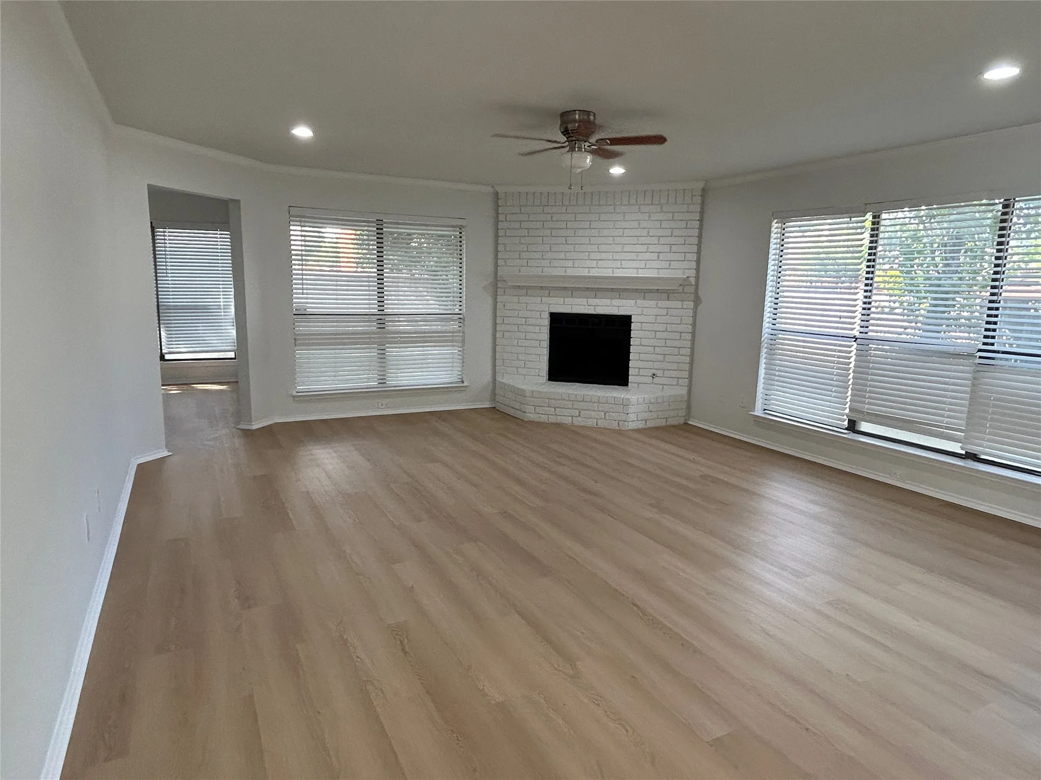Single Family Residence For Sale in Collin County , 3841 Parkmont Drive, Plano, Texas 75023, 3 Bedroom, 3 Bathroom, 2 Garage spaces, 2,259 Sqft, built in 1987, mls#21152141, Real Estate Agent in Plano, Homes For Sale in Collin county, Homes For Sale in Plano, Realtor in Plano Texas, Real Estate Brokerage Independent Realty Texas, Luminita Cordes Realtor