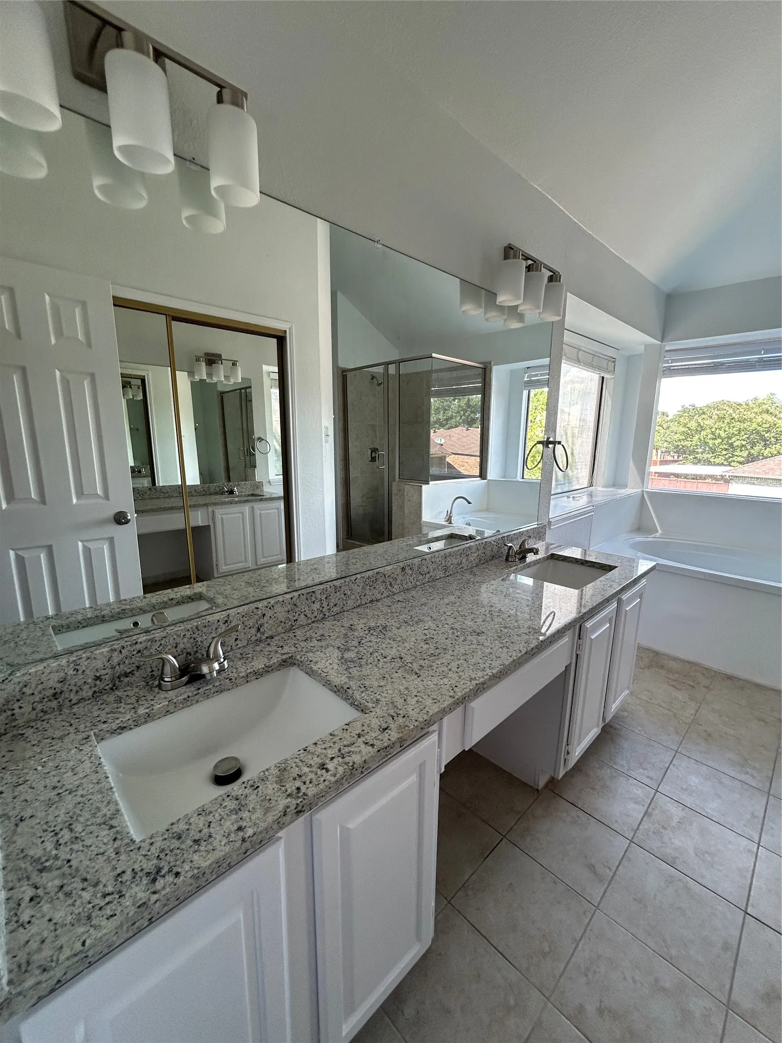 Single Family Residence For Sale in Collin County , 3841 Parkmont Drive, Plano, Texas 75023, 3 Bedroom, 3 Bathroom, 2 Garage spaces, 2,259 Sqft, built in 1987, mls#21152141, Real Estate Agent in Plano, Homes For Sale in Collin county, Homes For Sale in Plano, Realtor in Plano Texas, Real Estate Brokerage Independent Realty Texas, Luminita Cordes Realtor