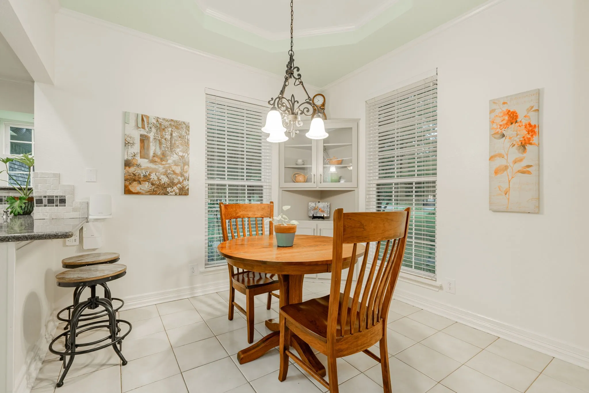 Single Family Residence For Sale in Kaufman County , 8429 Karen Lane, Terrell, Texas 75160, 3 Bedrooms, 2 Bathrooms, 2 Garage spaces, 2,062 Sqft, built in 1986, Price $529,500, mls#21146161, Real Estate Agent in Terrell, Homes For Sale in Kaufman county, Homes For Sale in Terrell, Realtor in Terrell Texas, Real Estate Brokerage Independent Realty Texas, Luminita Cordes Realtor