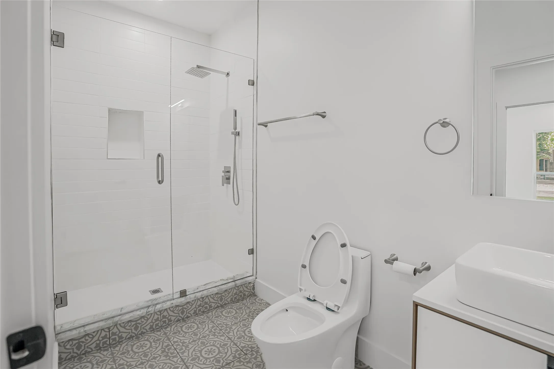 Single Family Residence For Sale in Dallas County , 3631 Espanola Drive, Dallas, Texas 75220, 4 Bedroom, 3 Bathroom, 2 Garage spaces, 2,966 Sqft, built in 2025, New Construction - Complete, mls#21148327, Real Estate Agent in Dallas, Homes For Sale in Dallas county, Homes For Sale in Dallas, Realtor in Dallas Texas, Real Estate Brokerage Independent Realty Texas, Luminita Cordes Realtor