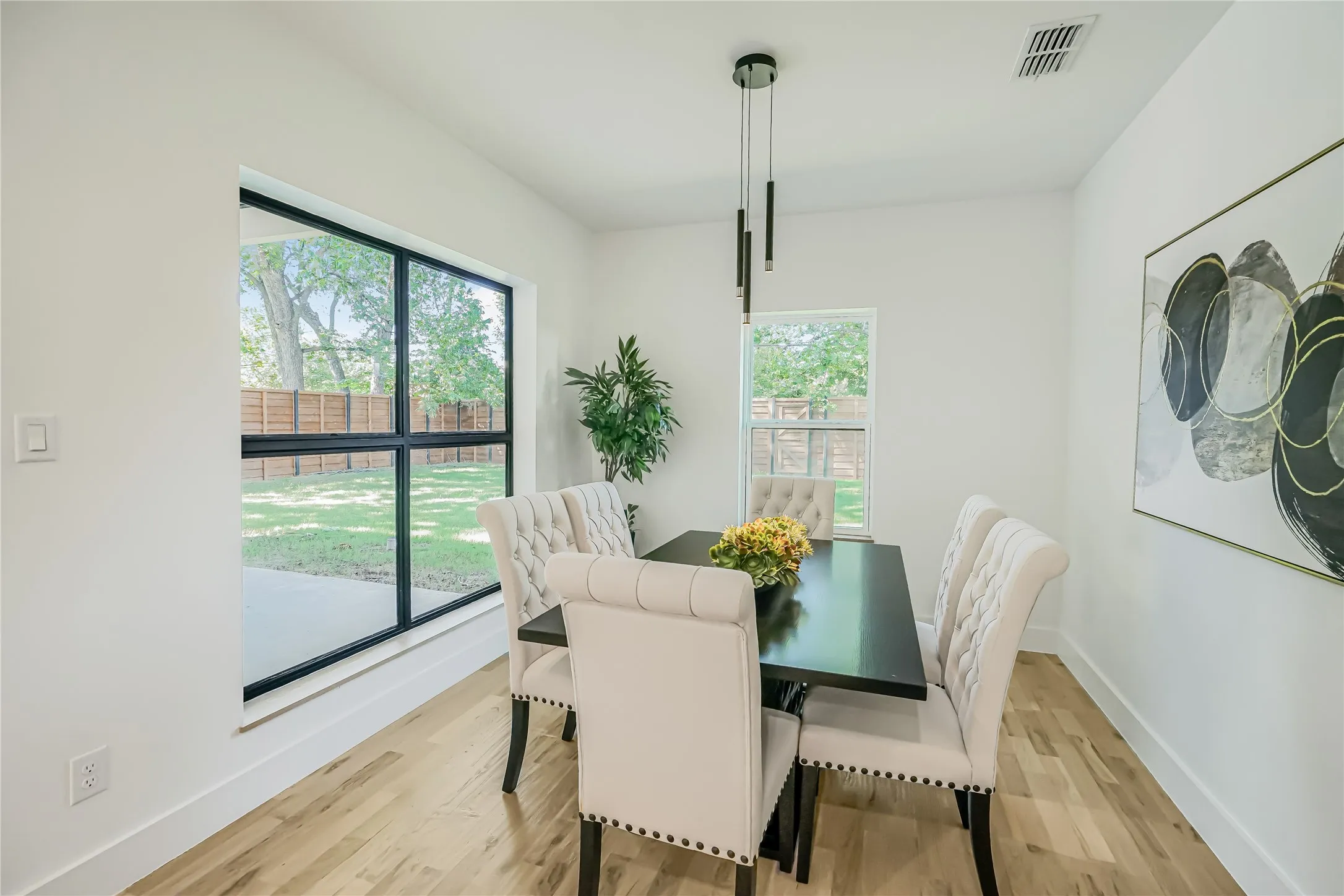 Single Family Residence For Sale in Dallas County , 3631 Espanola Drive, Dallas, Texas 75220, 4 Bedroom, 3 Bathroom, 2 Garage spaces, 2,966 Sqft, built in 2025, New Construction - Complete, mls#21148327, Real Estate Agent in Dallas, Homes For Sale in Dallas county, Homes For Sale in Dallas, Realtor in Dallas Texas, Real Estate Brokerage Independent Realty Texas, Luminita Cordes Realtor