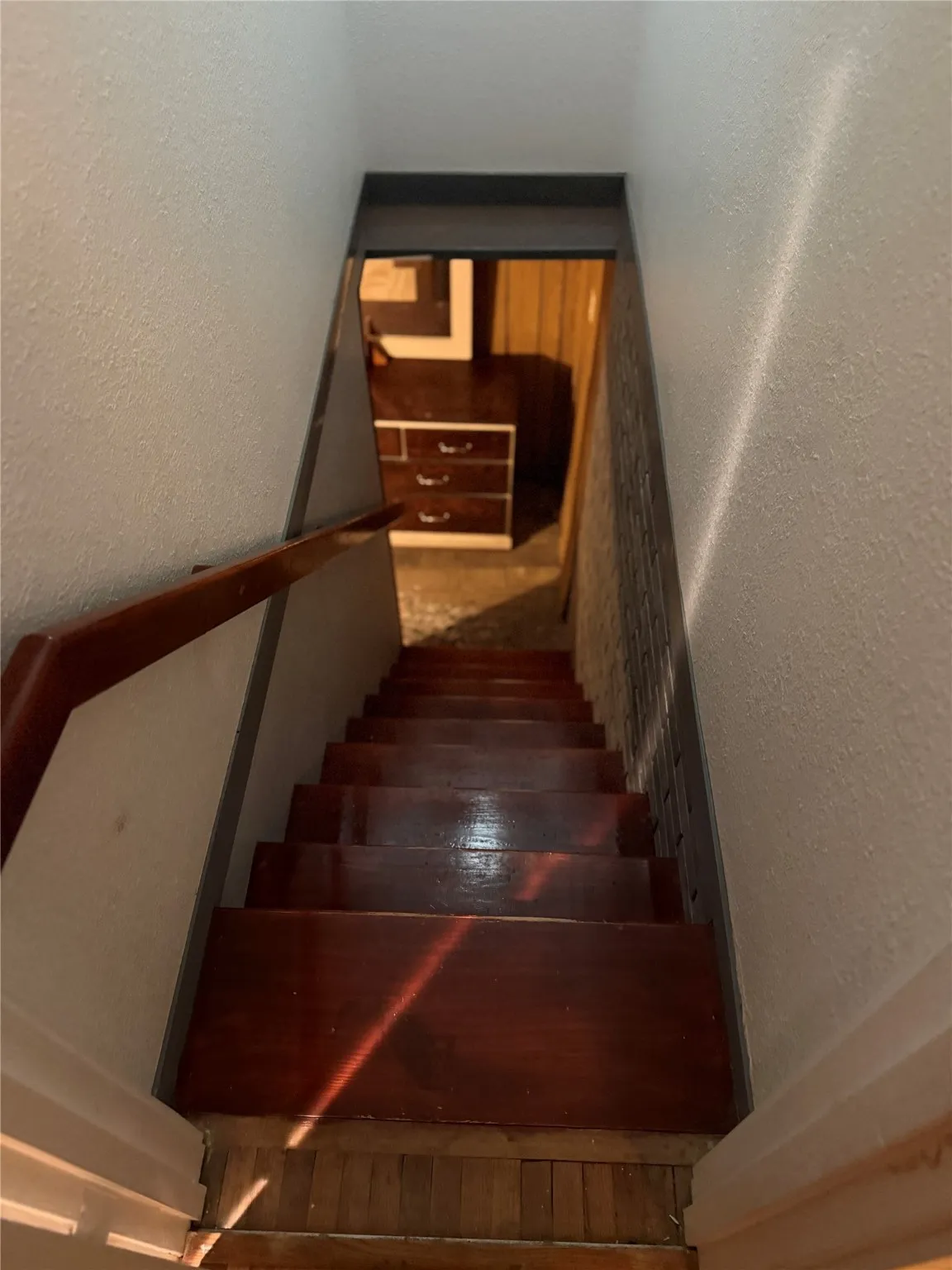 Single Family Residence For Sale in Hamilton County , 609 E Henry, Hamilton, Texas 76531, 2 Bedrooms, 2 Bathrooms, Garage spaces, 1,304 Sqft, built in 1950, Preowned, Price $139,500, mls#21152352, Real Estate Agent in Hamilton, Homes For Sale in Hamilton county, Homes For Sale in Hamilton, Realtor in Hamilton Texas, Real Estate Brokerage Independent Realty Texas, Luminita Cordes Realtor