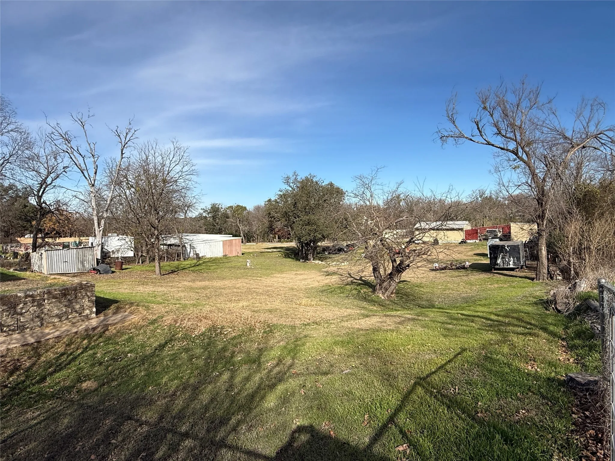 Single Family Residence For Sale in Hamilton County , 609 E Henry, Hamilton, Texas 76531, 2 Bedrooms, 2 Bathrooms, Garage spaces, 1,304 Sqft, built in 1950, Preowned, Price $139,500, mls#21152352, Real Estate Agent in Hamilton, Homes For Sale in Hamilton county, Homes For Sale in Hamilton, Realtor in Hamilton Texas, Real Estate Brokerage Independent Realty Texas, Luminita Cordes Realtor