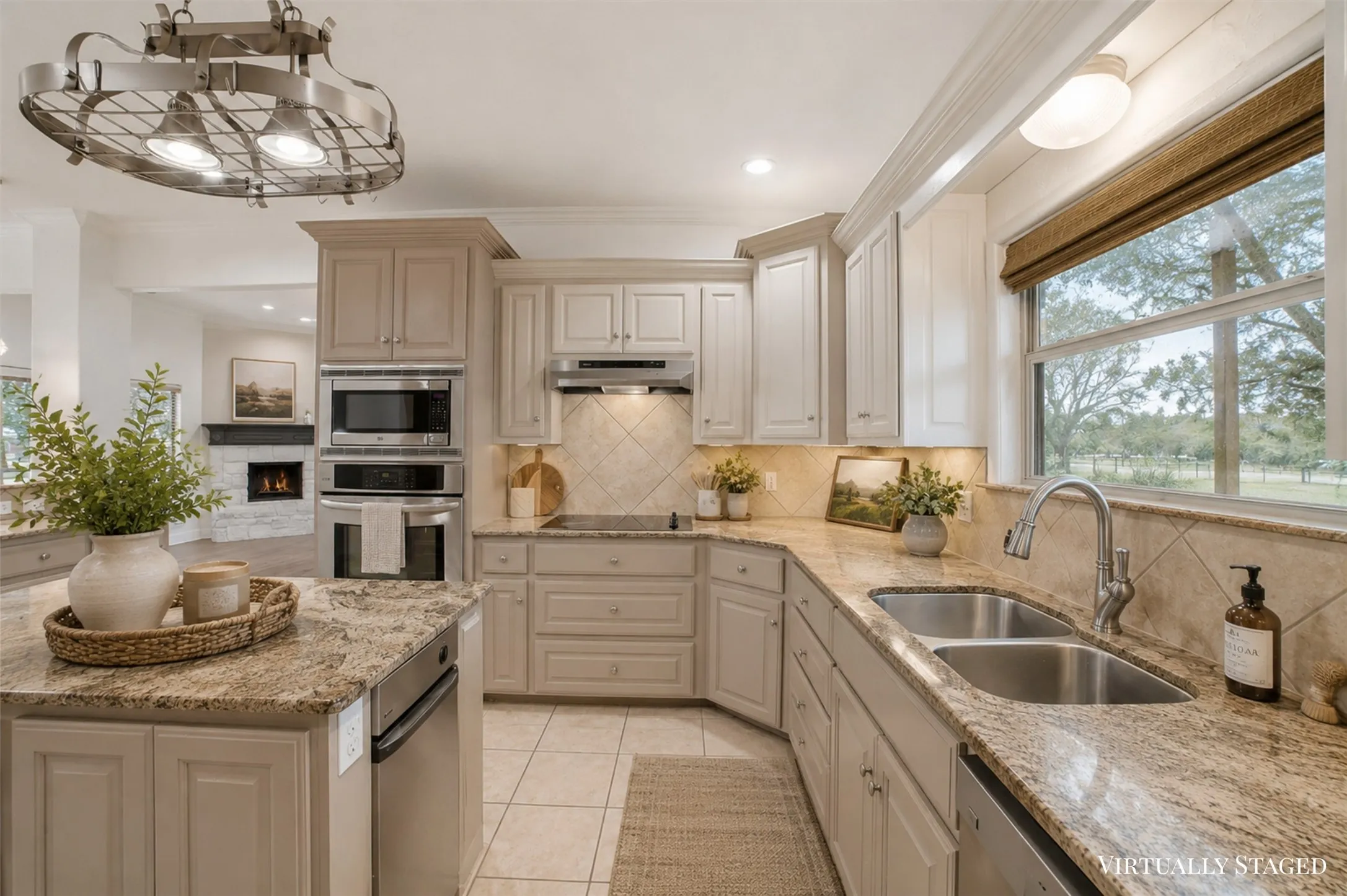 Single Family Residence For Sale in Hunt County , 10471 Holly Creek Road, Terrell, Texas 75160, 3 Bedroom, 2 Bathroom, 4 Garage spaces, 2,196 Sqft, built in 2006, Preowned, mls#21137335, Real Estate Agent in Terrell, Homes For Sale in Hunt county, Homes For Sale in Terrell, Realtor in Terrell Texas, Real Estate Brokerage Independent Realty Texas, Luminita Cordes Realtor