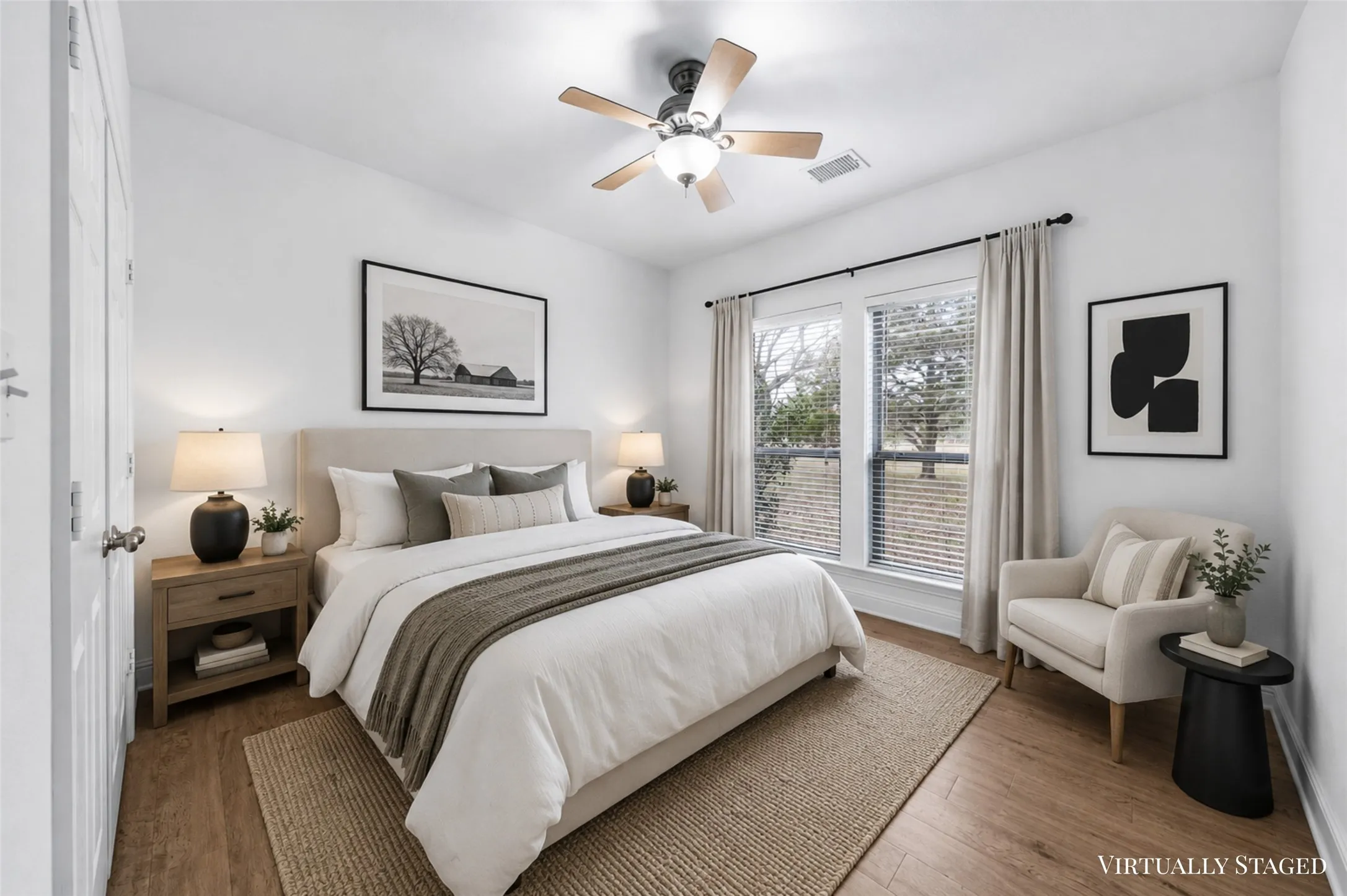 Single Family Residence For Sale in Hunt County , 10471 Holly Creek Road, Terrell, Texas 75160, 3 Bedroom, 2 Bathroom, 4 Garage spaces, 2,196 Sqft, built in 2006, Preowned, mls#21137335, Real Estate Agent in Terrell, Homes For Sale in Hunt county, Homes For Sale in Terrell, Realtor in Terrell Texas, Real Estate Brokerage Independent Realty Texas, Luminita Cordes Realtor