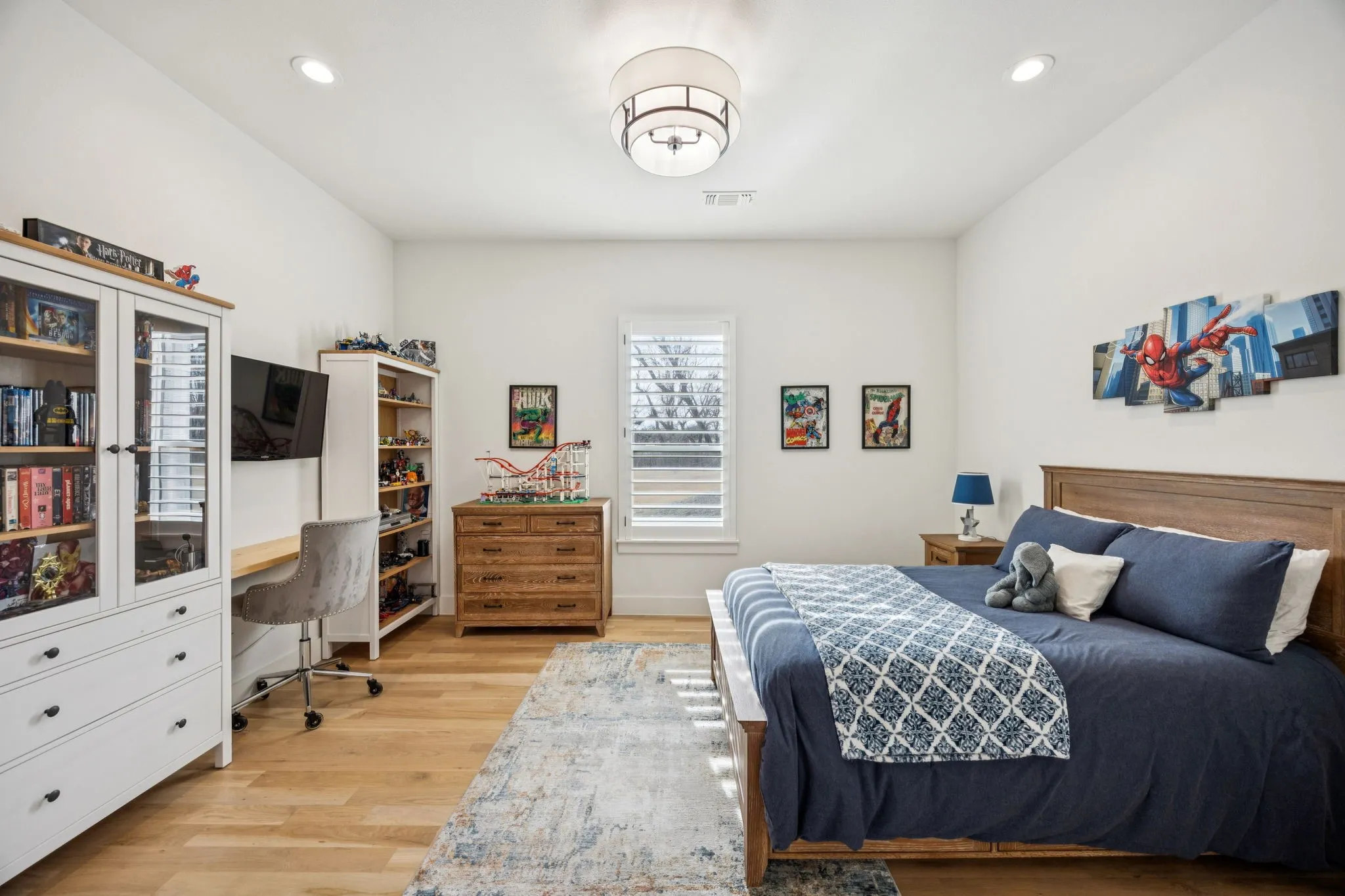 Single Family Residence For Sale in Collin County , 2095 Honey Lane, Celina, Texas 75009, 4 Bedroom, 5 Bathroom, 4 Garage spaces, 4,687 Sqft, built in 2022, Preowned, mls#21150646, Real Estate Agent in Celina, Homes For Sale in Collin county, Homes For Sale in Celina, Realtor in Celina Texas, Real Estate Brokerage Independent Realty Texas, Luminita Cordes Realtor