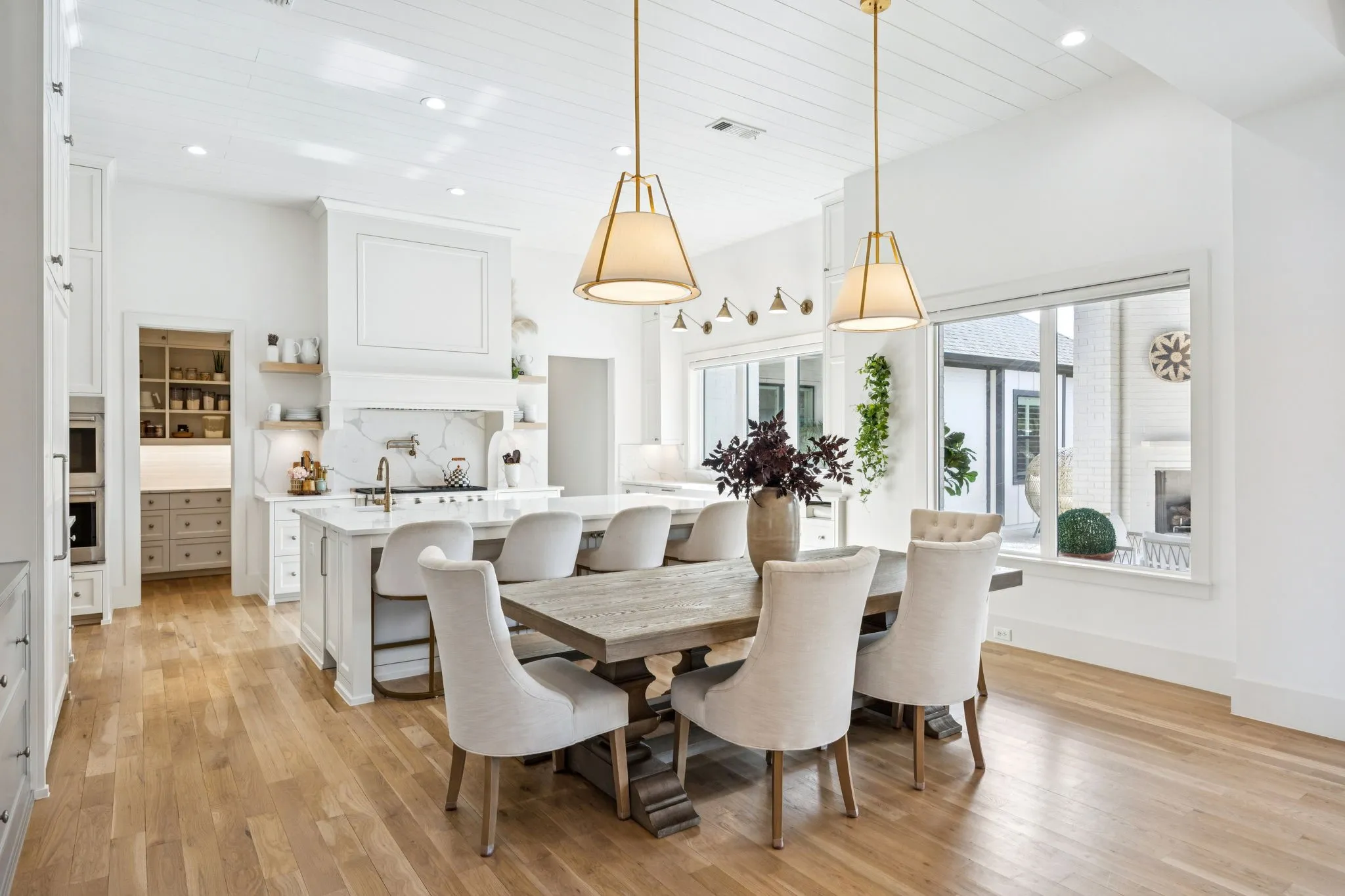 Single Family Residence For Sale in Collin County , 2095 Honey Lane, Celina, Texas 75009, 4 Bedroom, 5 Bathroom, 4 Garage spaces, 4,687 Sqft, built in 2022, Preowned, mls#21150646, Real Estate Agent in Celina, Homes For Sale in Collin county, Homes For Sale in Celina, Realtor in Celina Texas, Real Estate Brokerage Independent Realty Texas, Luminita Cordes Realtor