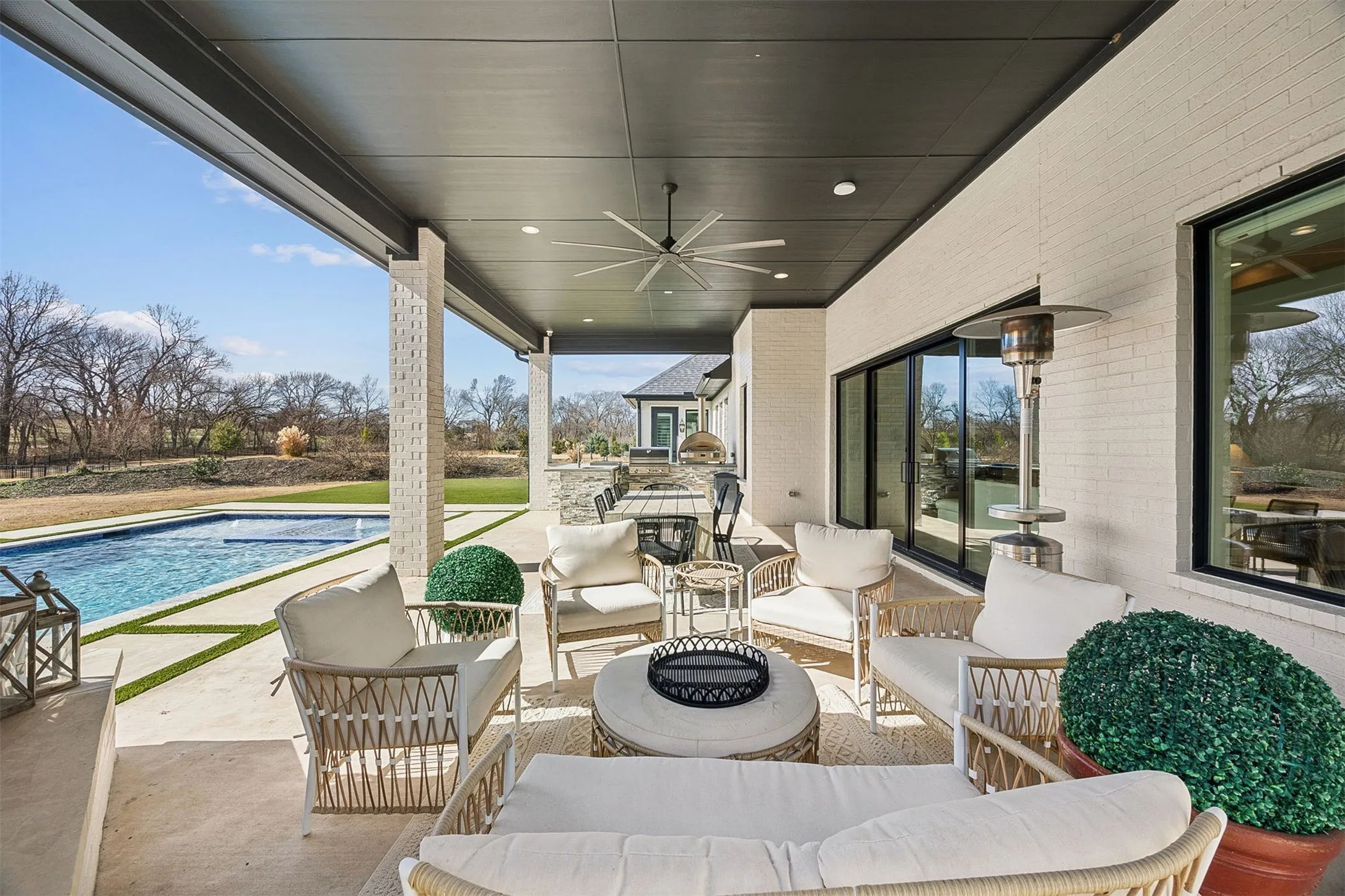 Single Family Residence For Sale in Collin County , 2095 Honey Lane, Celina, Texas 75009, 4 Bedroom, 5 Bathroom, 4 Garage spaces, 4,687 Sqft, built in 2022, Preowned, mls#21150646, Real Estate Agent in Celina, Homes For Sale in Collin county, Homes For Sale in Celina, Realtor in Celina Texas, Real Estate Brokerage Independent Realty Texas, Luminita Cordes Realtor