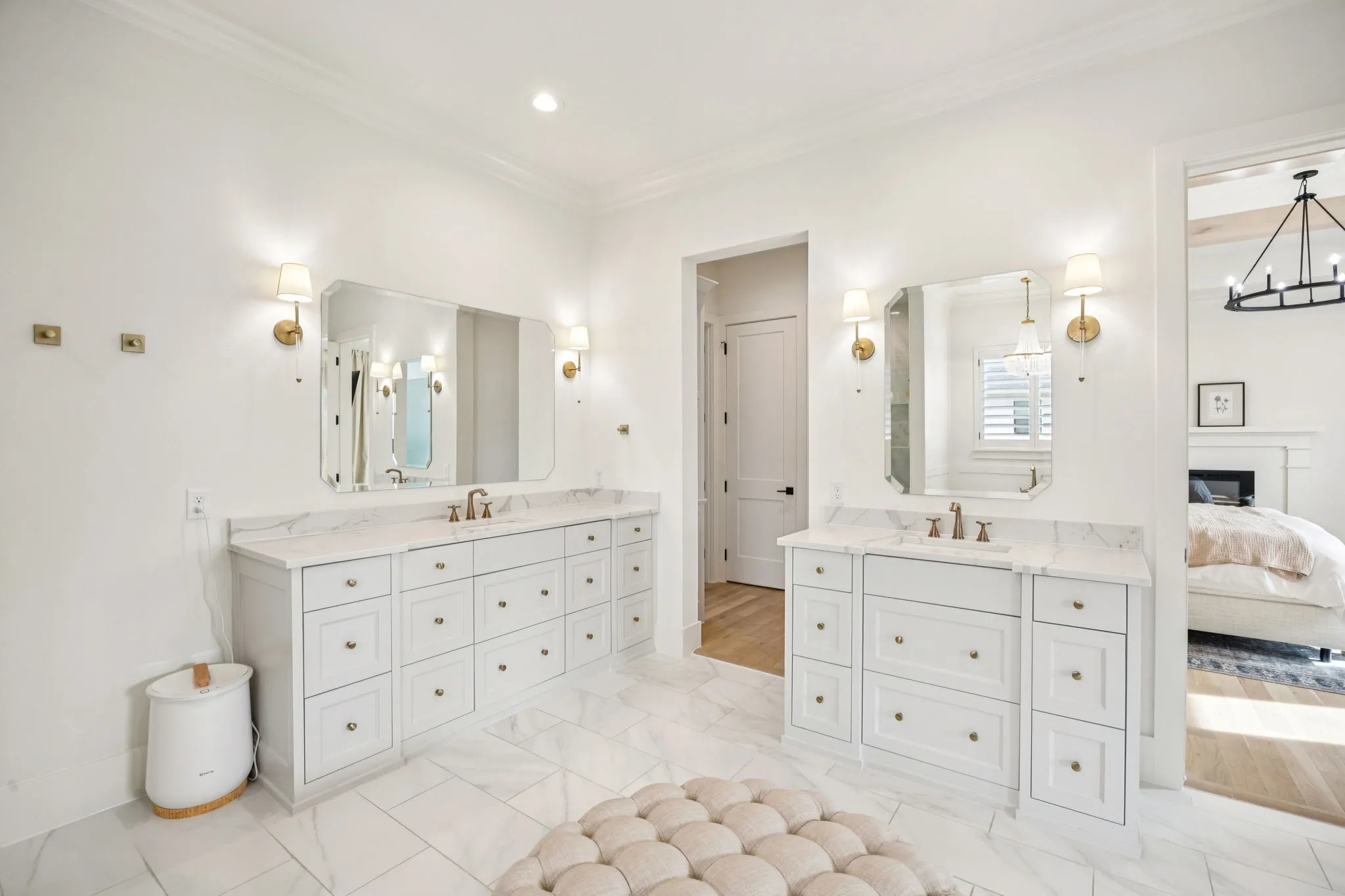 Single Family Residence For Sale in Collin County , 2095 Honey Lane, Celina, Texas 75009, 4 Bedroom, 5 Bathroom, 4 Garage spaces, 4,687 Sqft, built in 2022, Preowned, mls#21150646, Real Estate Agent in Celina, Homes For Sale in Collin county, Homes For Sale in Celina, Realtor in Celina Texas, Real Estate Brokerage Independent Realty Texas, Luminita Cordes Realtor