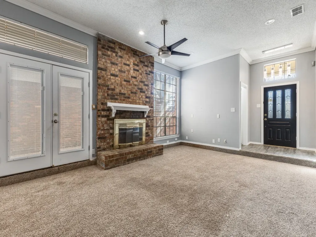 Single Family Residence For Sale in Dallas County , 205 Benwynd Drive, Mesquite, Texas 75149, 3 Bedroom, 3 Bathroom, Garage spaces, 2,521 Sqft, built in 1984, Preowned, mls#21152700, Real Estate Agent in Mesquite, Homes For Sale in Dallas county, Homes For Sale in Mesquite, Realtor in Mesquite Texas, Real Estate Brokerage Independent Realty Texas, Luminita Cordes Realtor