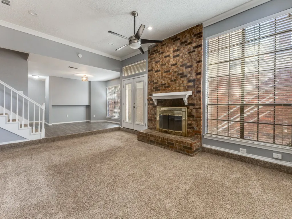 Single Family Residence For Sale in Dallas County , 205 Benwynd Drive, Mesquite, Texas 75149, 3 Bedroom, 3 Bathroom, Garage spaces, 2,521 Sqft, built in 1984, Preowned, mls#21152700, Real Estate Agent in Mesquite, Homes For Sale in Dallas county, Homes For Sale in Mesquite, Realtor in Mesquite Texas, Real Estate Brokerage Independent Realty Texas, Luminita Cordes Realtor