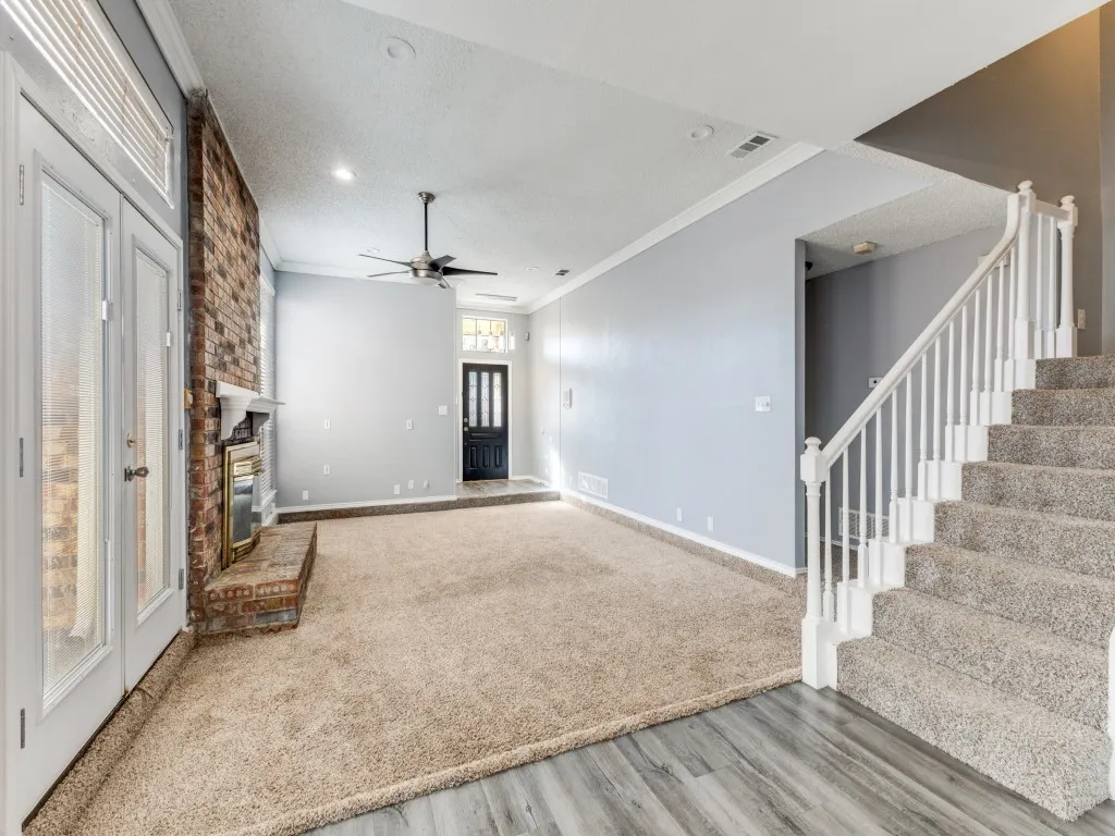 Single Family Residence For Sale in Dallas County , 205 Benwynd Drive, Mesquite, Texas 75149, 3 Bedroom, 3 Bathroom, Garage spaces, 2,521 Sqft, built in 1984, Preowned, mls#21152700, Real Estate Agent in Mesquite, Homes For Sale in Dallas county, Homes For Sale in Mesquite, Realtor in Mesquite Texas, Real Estate Brokerage Independent Realty Texas, Luminita Cordes Realtor