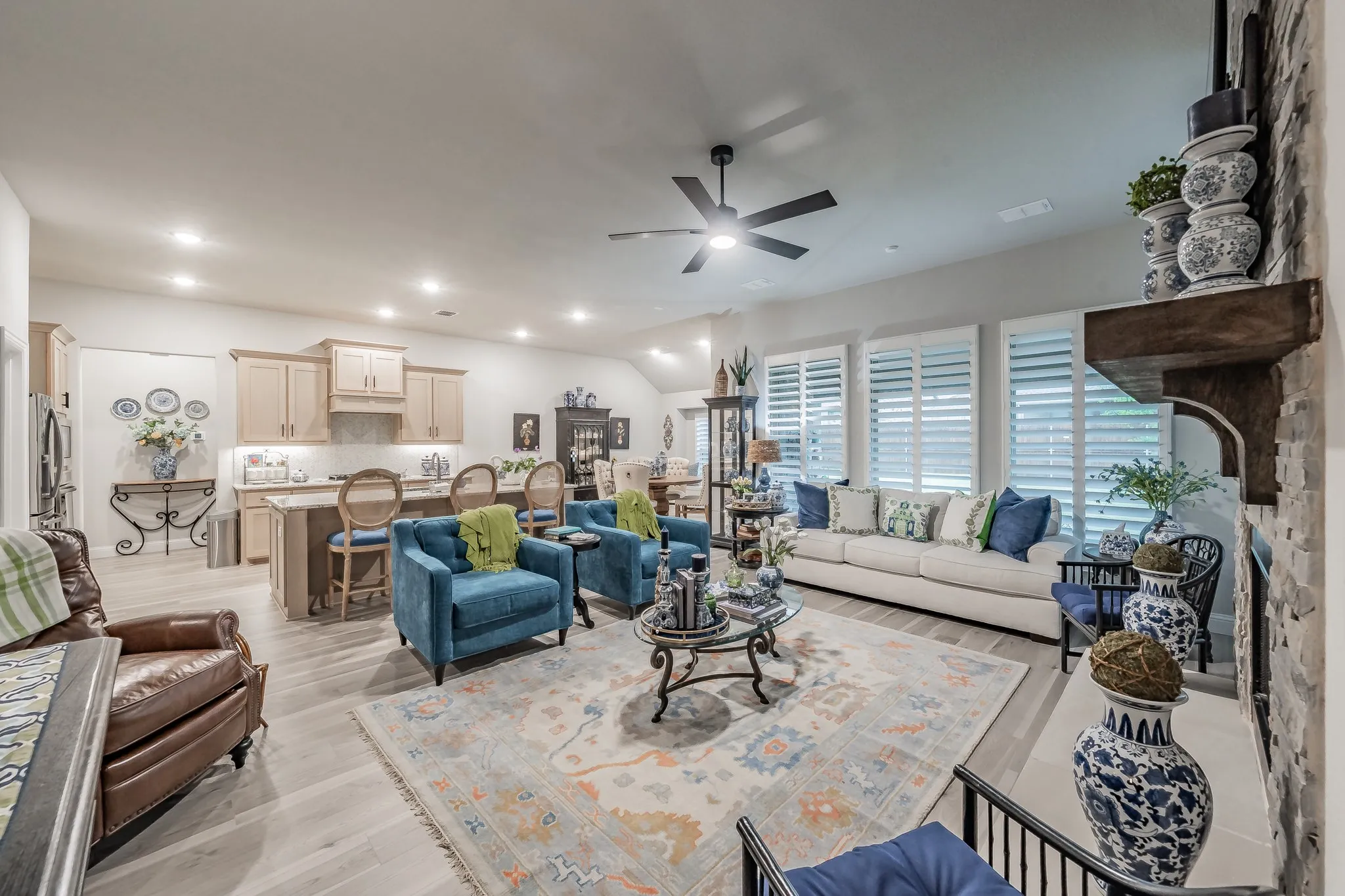 Single Family Residence For Sale in Denton County , 1076 Fleetwood Drive, Justin, Texas 76247, 3 Bedroom, 3 Bathroom, 2 Garage spaces, 2,521 Sqft, built in 2023, Preowned, mls#21152497, Real Estate Agent in Justin, Homes For Sale in Denton county, Homes For Sale in Justin, Realtor in Justin Texas, Real Estate Brokerage Independent Realty Texas, Luminita Cordes Realtor