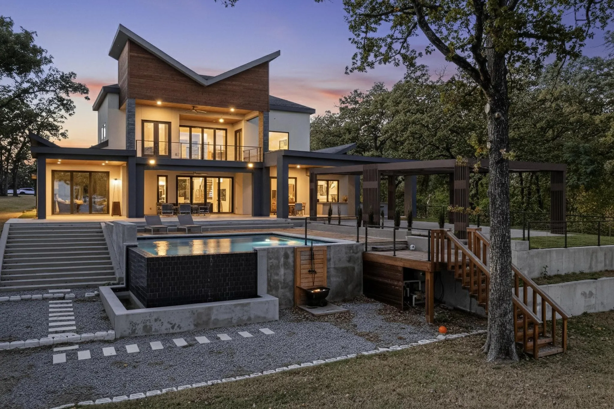 Single Family Residence For Sale in Kaufman County , 8839 Southern Shore Court, Kemp, Texas 75143, 4 Bedroom, 5 Bathroom, 3 Garage spaces, 3,986 Sqft, built in 2022, Preowned, mls#21005468, Real Estate Agent in Kemp, Homes For Sale in Kaufman county, Homes For Sale in Kemp, Realtor in Kemp Texas, Real Estate Brokerage Independent Realty Texas, Luminita Cordes Realtor