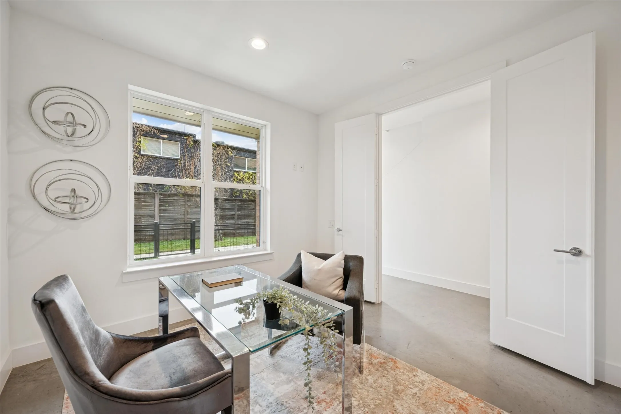 Townhouse For Sale in Dallas County , 3064 Chimes Street, Dallas, Texas 75219, 4 Bedroom, 5 Bathroom, 2 Garage spaces, 2,871 Sqft, built in 2022, New Construction - Complete, mls#21152440, Real Estate Agent in Dallas, Homes For Sale in Dallas county, Homes For Sale in Dallas, Realtor in Dallas Texas, Real Estate Brokerage Independent Realty Texas, Luminita Cordes Realtor