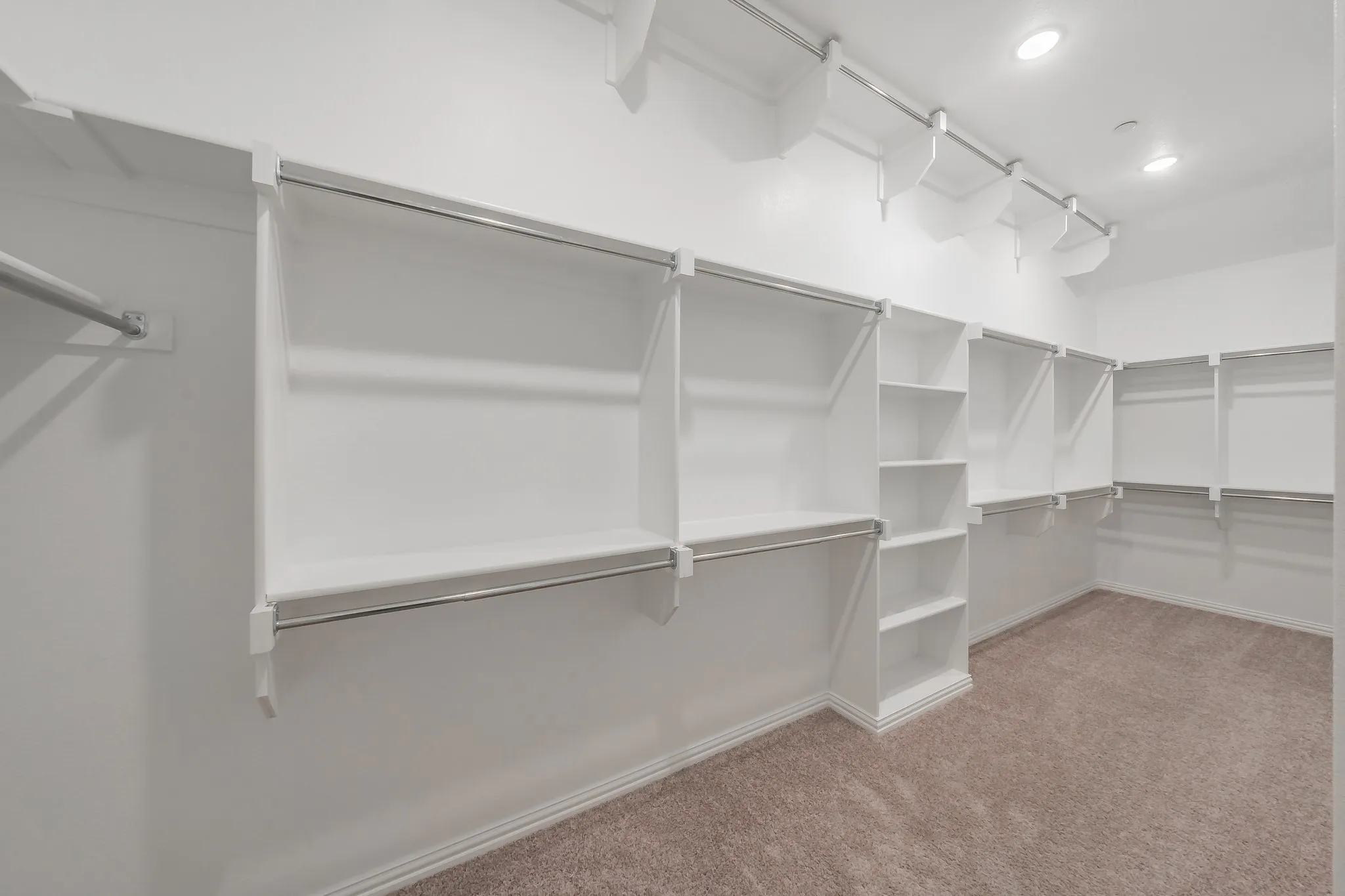 Townhouse For Sale in Denton County , 405 Matchbox Street, Argyle, Texas 76226, 3 Bedrooms, 3 Bathrooms, 2 Garage spaces, 2,044 Sqft, built in 2022, Preowned, Price $360,000, mls#21151246, Real Estate Agent in Argyle, Homes For Sale in Denton county, Homes For Sale in Argyle, Realtor in Argyle Texas, Real Estate Brokerage Independent Realty Texas, Luminita Cordes Realtor