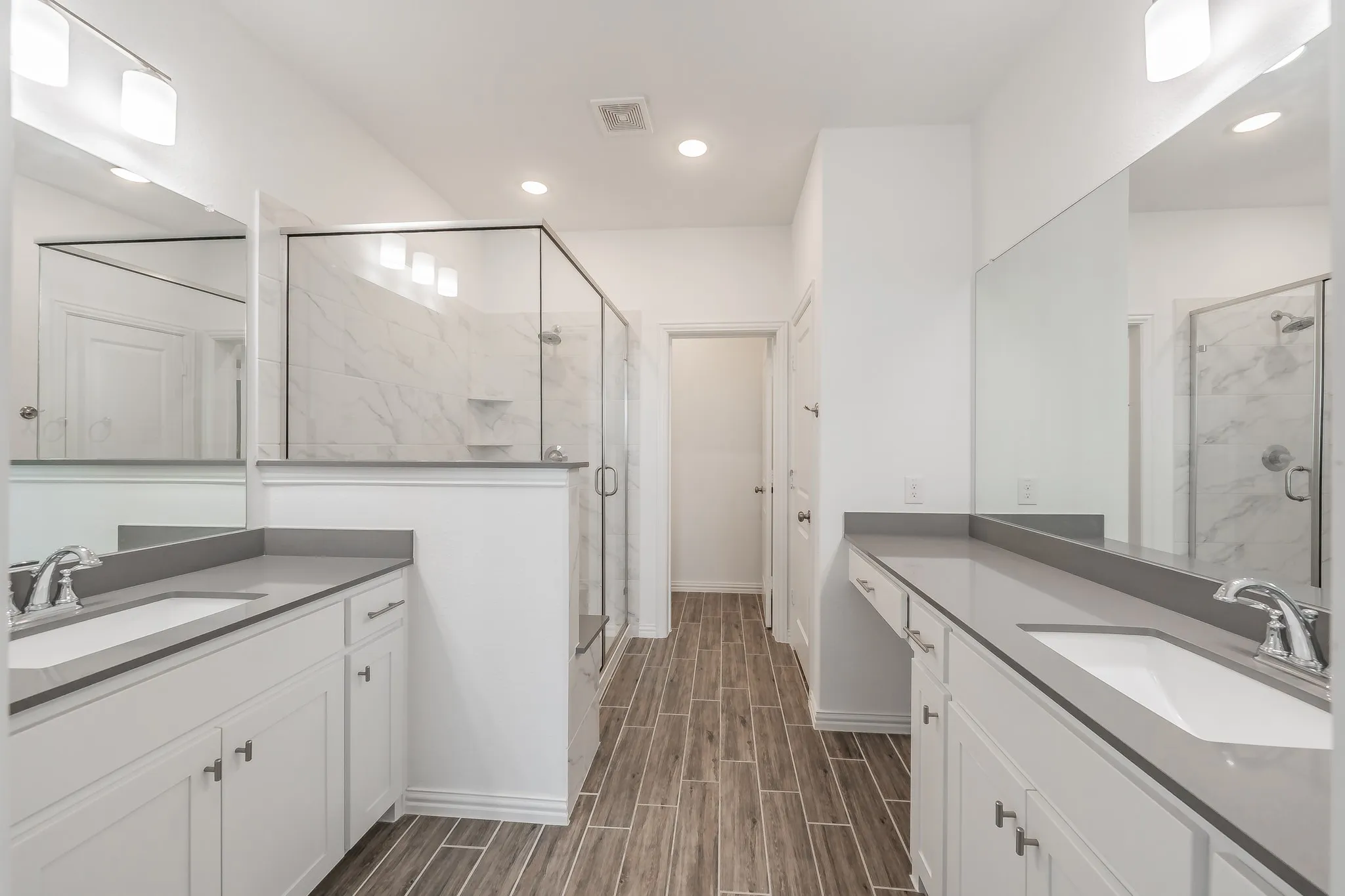 Townhouse For Sale in Denton County , 405 Matchbox Street, Argyle, Texas 76226, 3 Bedrooms, 3 Bathrooms, 2 Garage spaces, 2,044 Sqft, built in 2022, Preowned, Price $360,000, mls#21151246, Real Estate Agent in Argyle, Homes For Sale in Denton county, Homes For Sale in Argyle, Realtor in Argyle Texas, Real Estate Brokerage Independent Realty Texas, Luminita Cordes Realtor