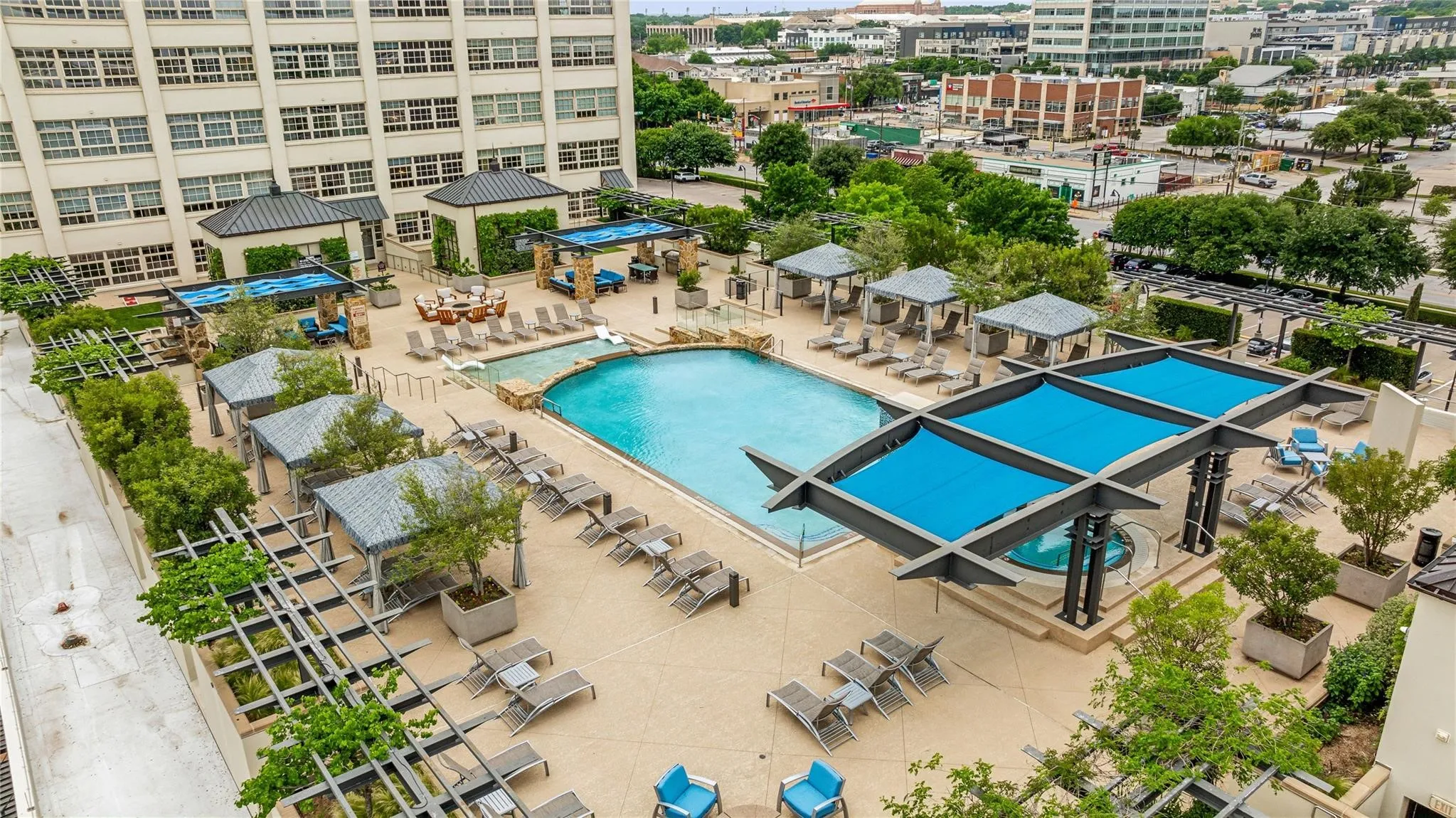 Condominium For Sale in Tarrant County , 2600 W 7th Street 1405, Fort Worth, Texas 76107, 2 Bedroom, 2 Bathroom, 2 Garage spaces, 1,263 Sqft, built in 1928, mls#21149837, Real Estate Agent in Fort Worth, Homes For Sale in Tarrant county, Homes For Sale in Fort Worth, Realtor in Fort Worth Texas, Real Estate Brokerage Independent Realty Texas, Luminita Cordes Realtor