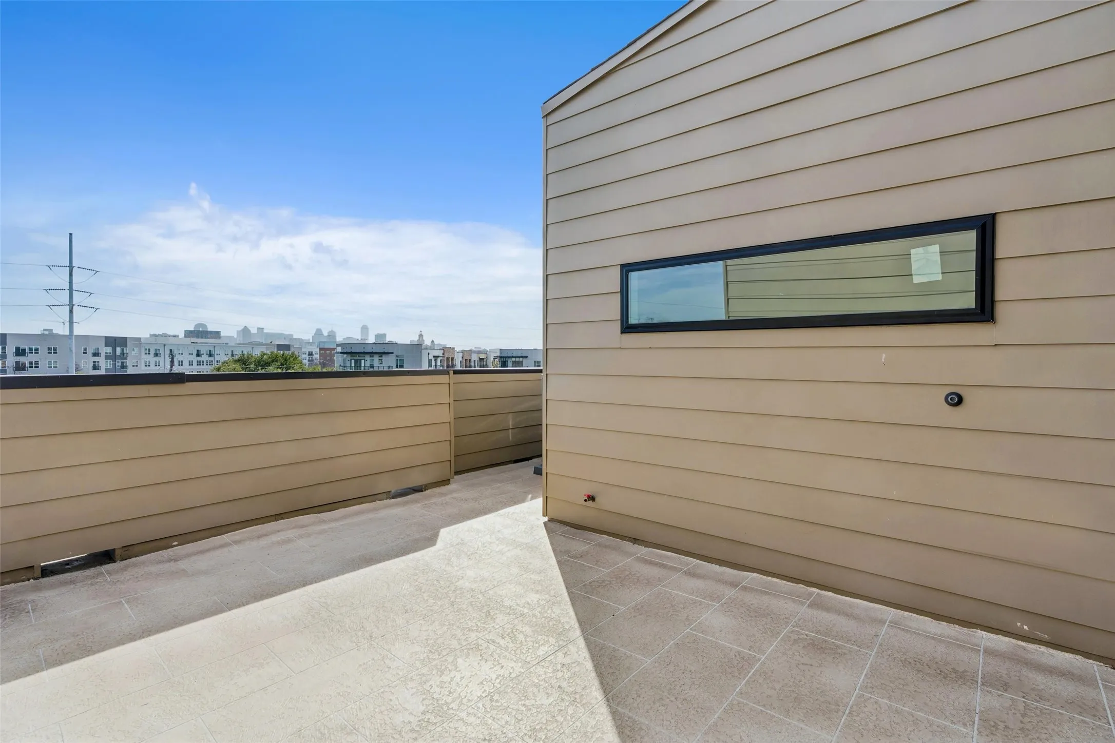 Townhouse For Sale in Dallas County , 3048 Chimes Street, Dallas, Texas 75219, 4 Bedroom, 5 Bathroom, 2 Garage spaces, 2,871 Sqft, built in 2022, New Construction - Complete, mls#21152994, Real Estate Agent in Dallas, Homes For Sale in Dallas county, Homes For Sale in Dallas, Realtor in Dallas Texas, Real Estate Brokerage Independent Realty Texas, Luminita Cordes Realtor
