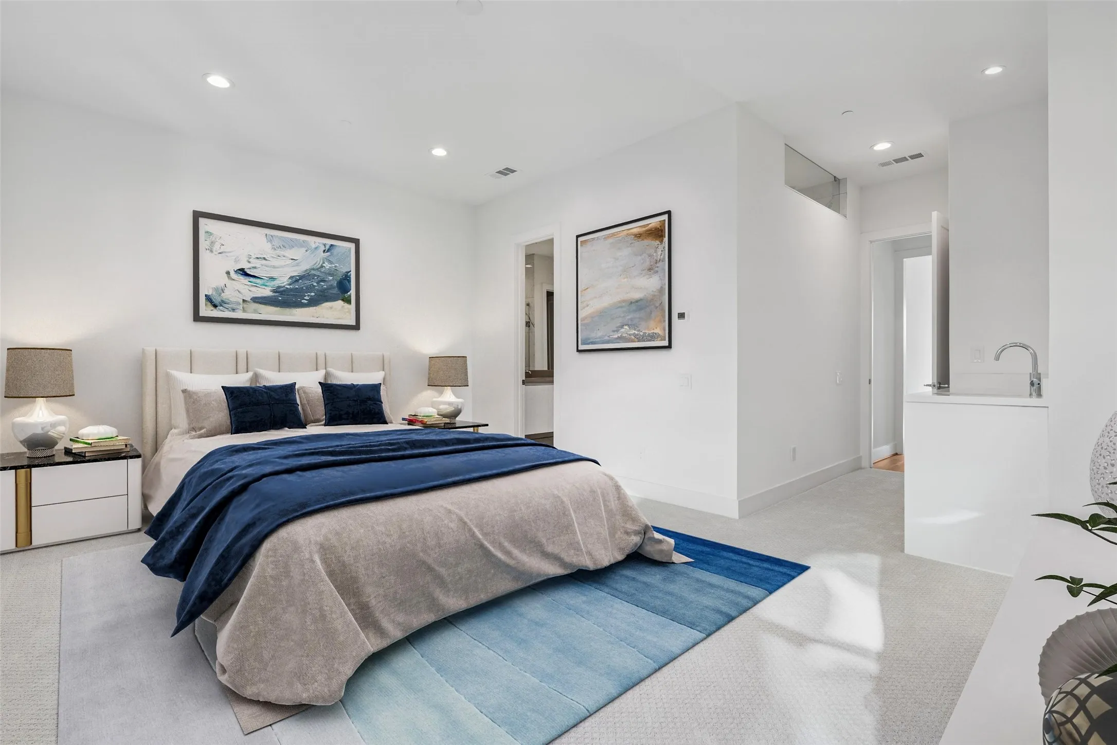 Townhouse For Sale in Dallas County , 3040 Chimes Street, Dallas, Texas 75219, 3 Bedroom, 4 Bathroom, 2 Garage spaces, 2,955 Sqft, built in 2022, New Construction - Complete, mls#21153076, Real Estate Agent in Dallas, Homes For Sale in Dallas county, Homes For Sale in Dallas, Realtor in Dallas Texas, Real Estate Brokerage Independent Realty Texas, Luminita Cordes Realtor
